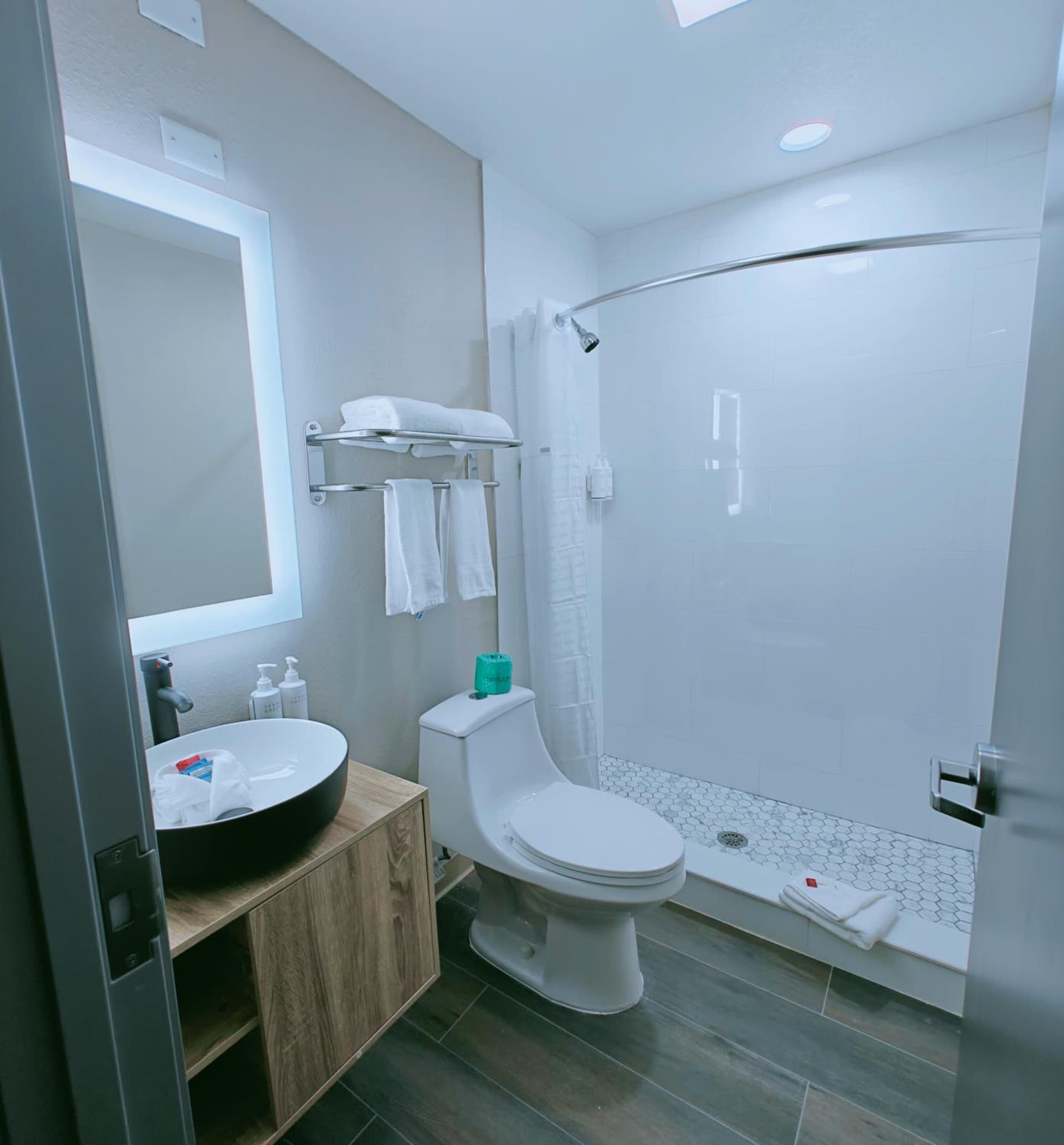 Days Inn by Wyndham Ocala North gallery photo in Ocala, FL — image 9