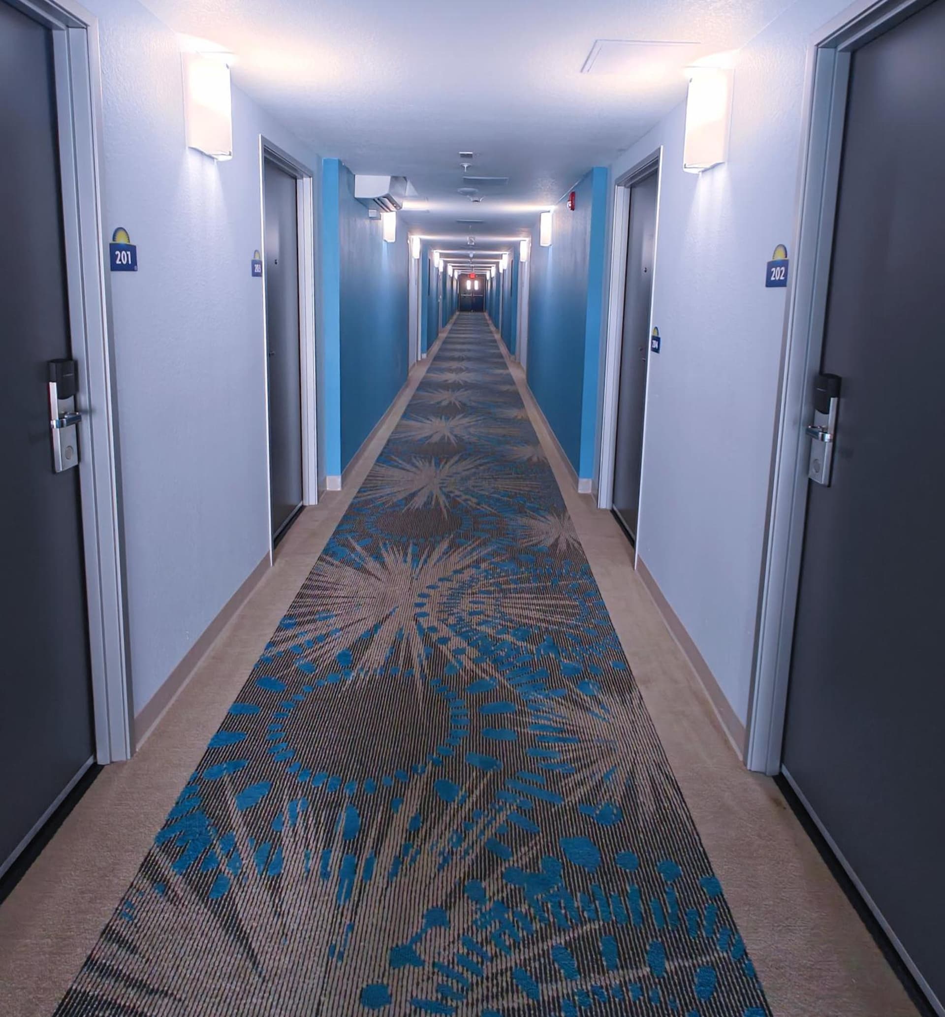 Days Inn by Wyndham Ocala North interior in Ocala, FL — gallery photo 2