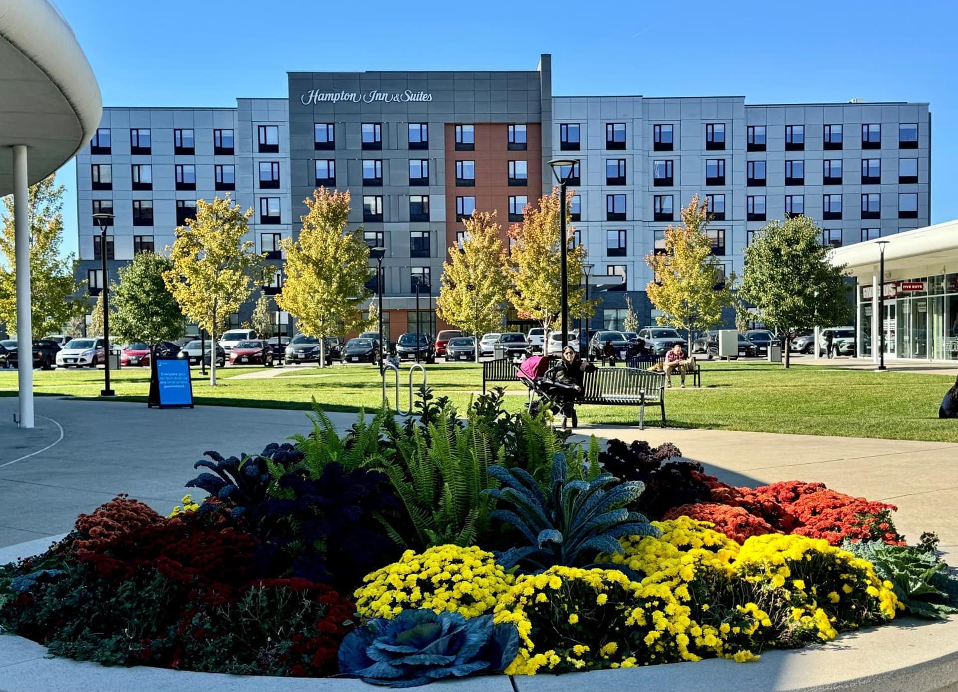 Hampton Inn & Suites Chicago Medical District Uic gallery photo in Chicago, IL — image 13