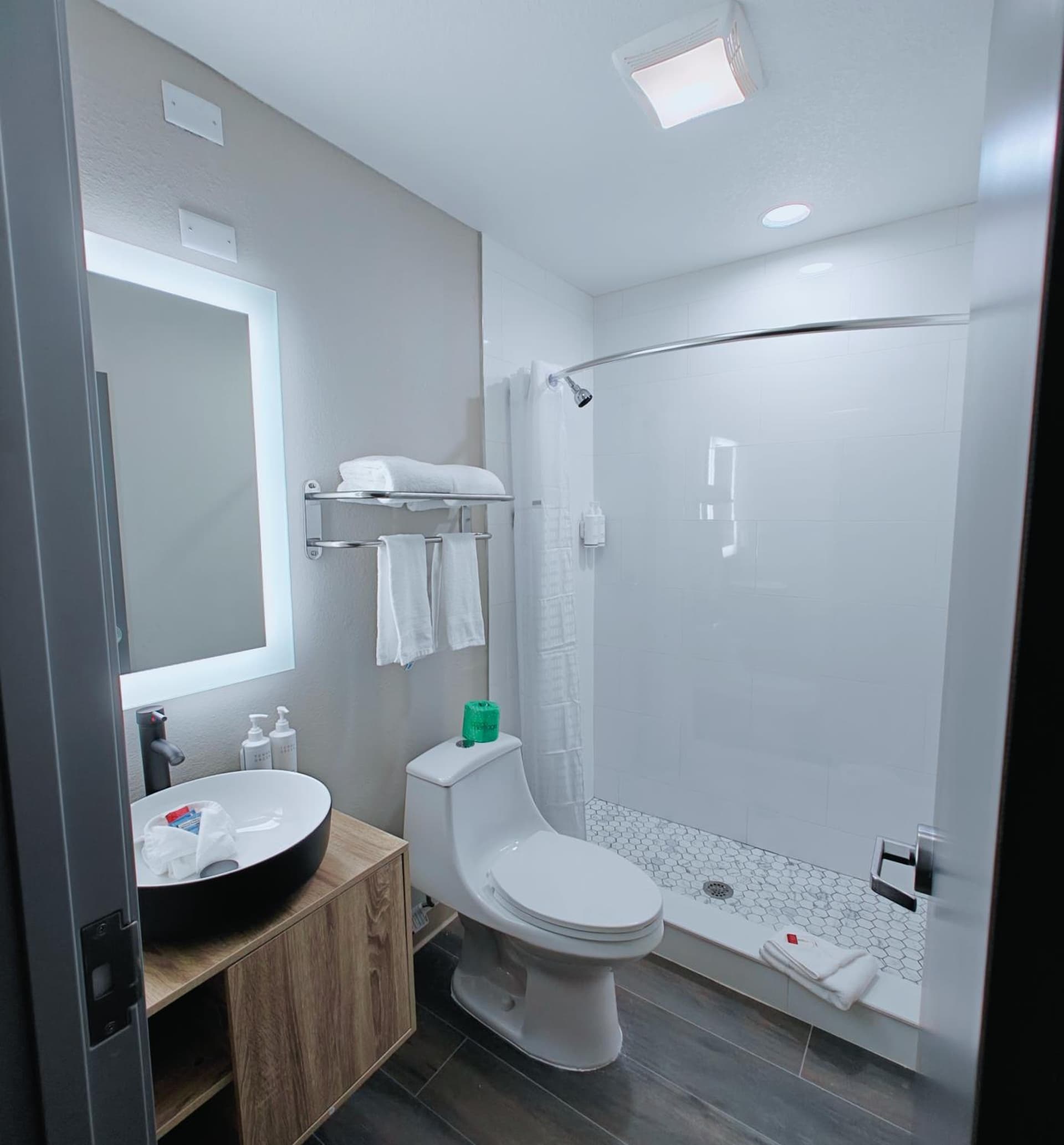 Days Inn by Wyndham Ocala North property views in Ocala, FL — gallery photo 3