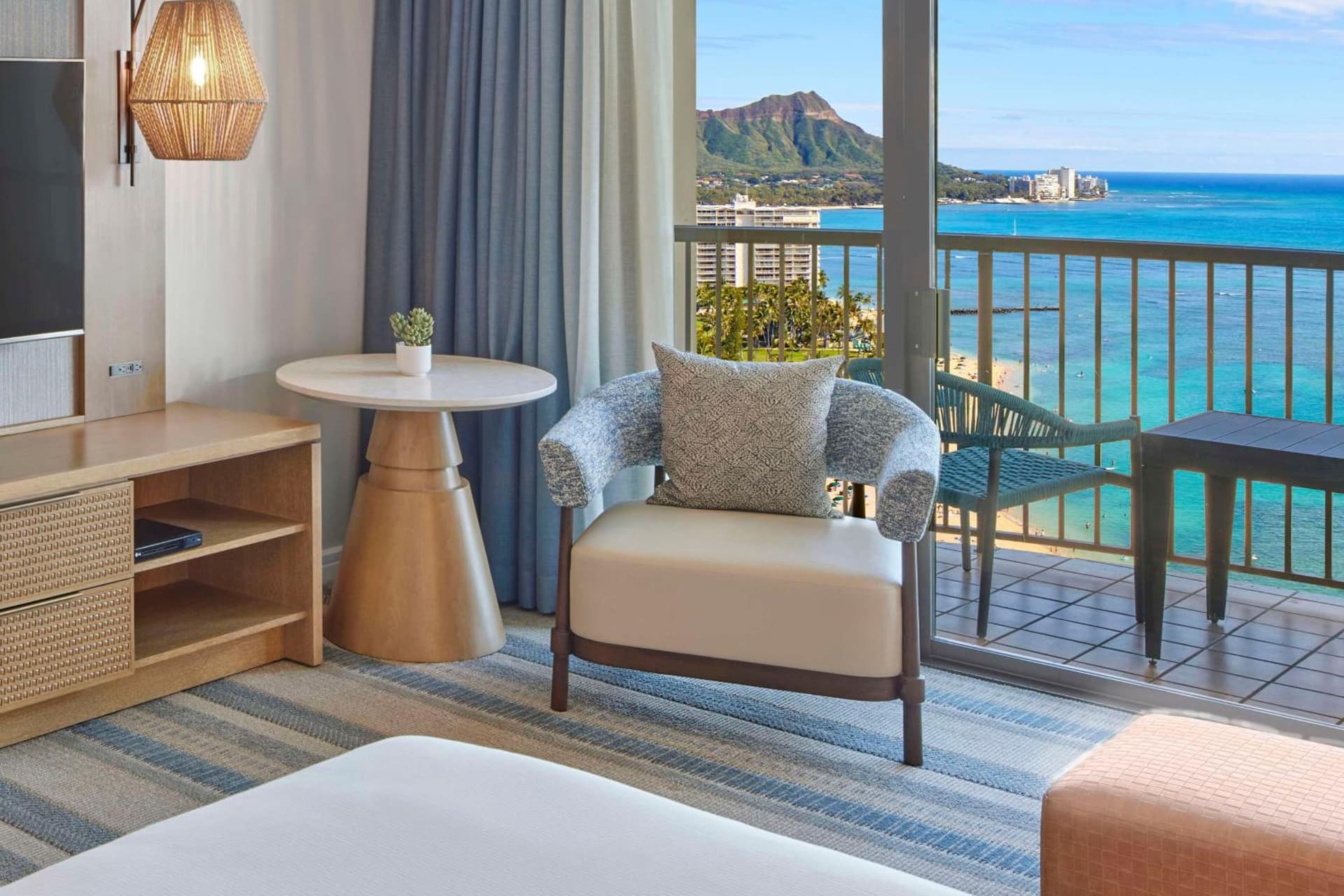 Hilton Hawaiian Village Waikiki Beach Resort gallery photo in Honolulu, HI — image 19