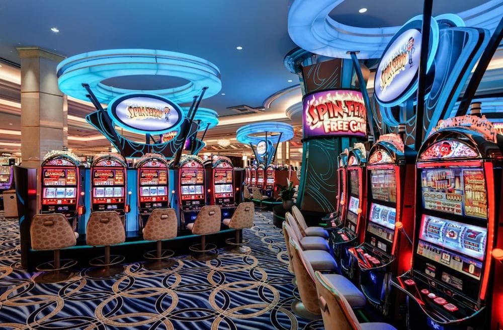 The Palazzo at The Venetian Resort by Suiteness property views in Las Vegas, NV — gallery photo 3