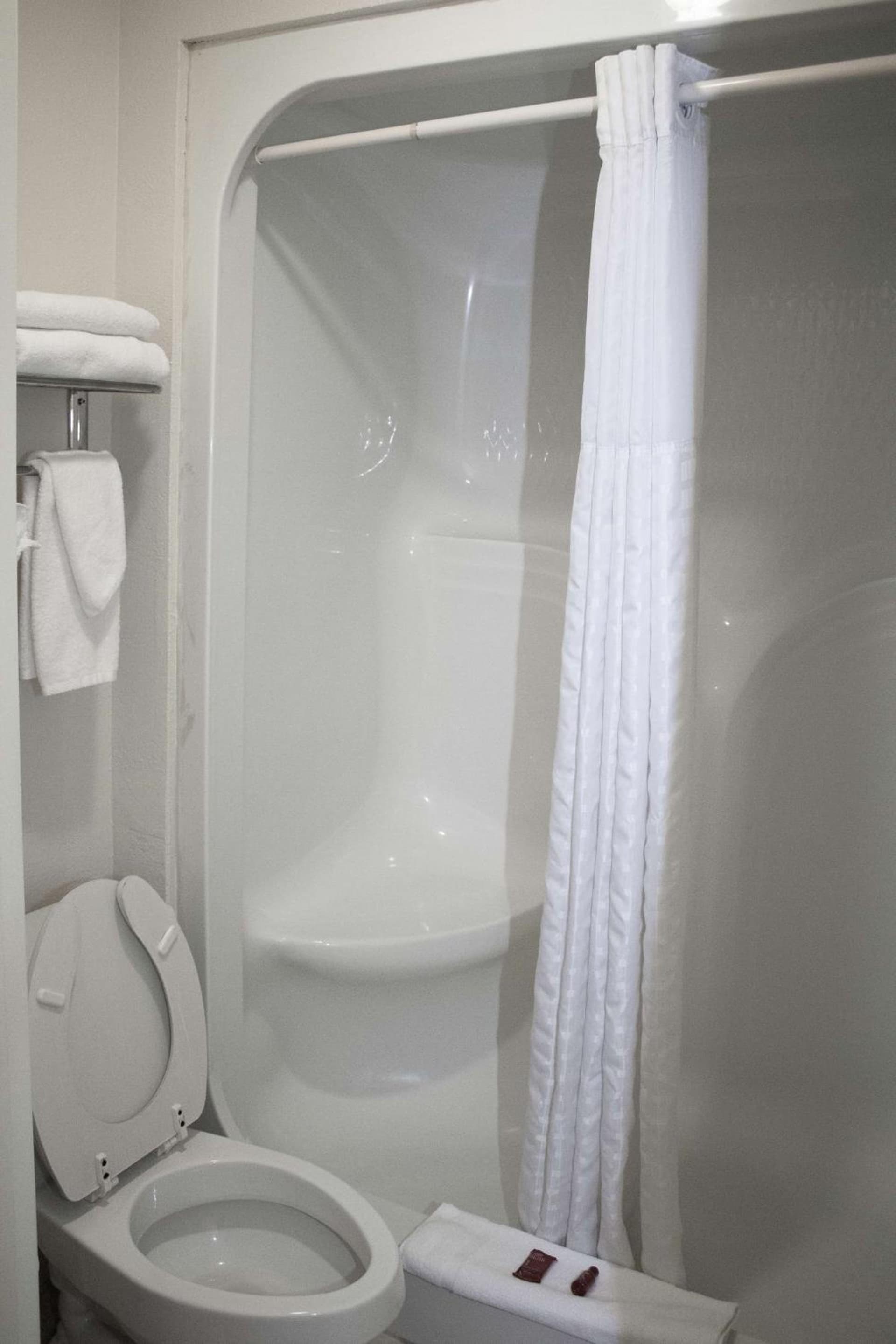 SureStay Hotel by Best Western North Myrtle Beach gallery photo in Myrtle Beach, SC — image 4