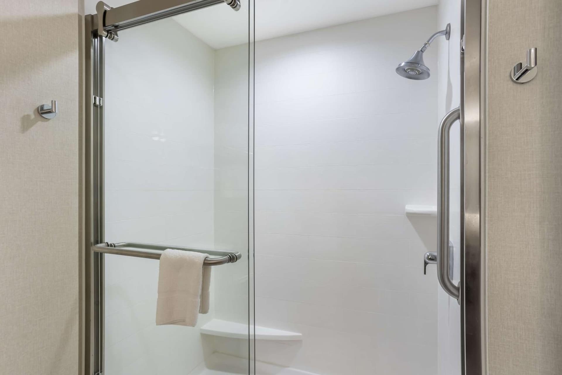 Best Western Plus Wilkes Barre-Scranton Airport Hotel gallery photo in Pittston, PA — image 33