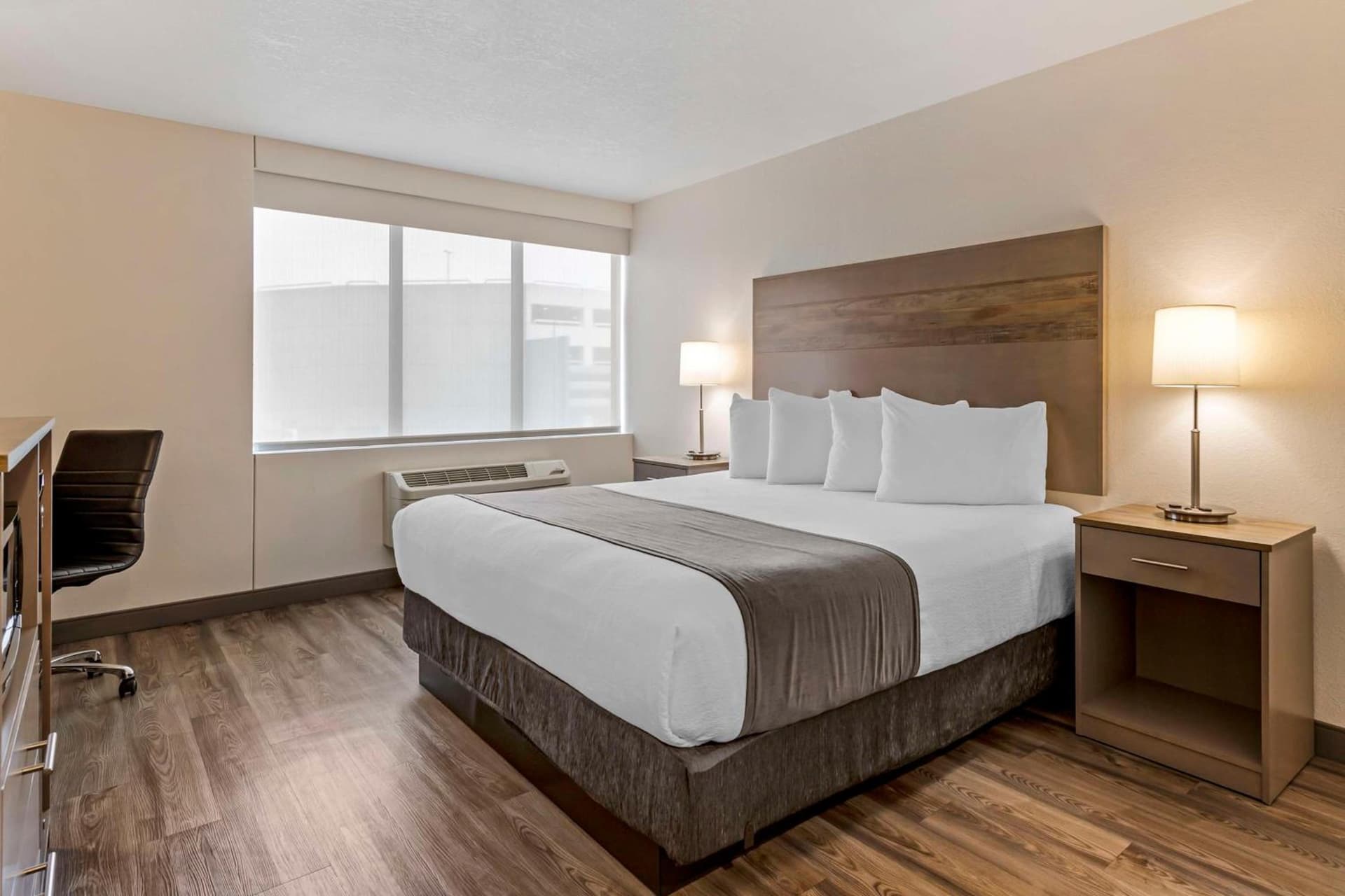 Best Western Plus Waterloo & Cedar Falls gallery photo in Waterloo, IA — image 30