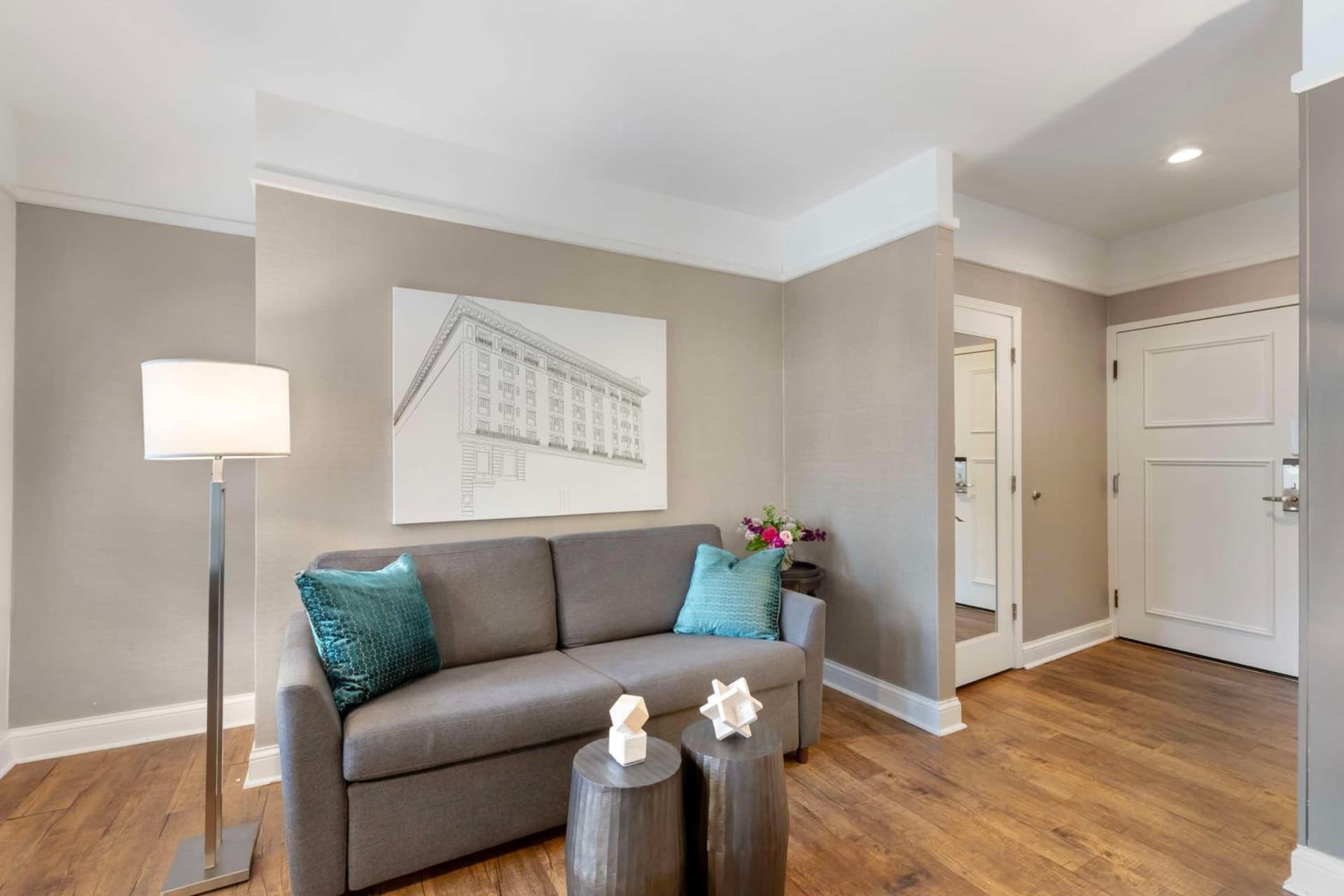 Best Western Plus Hawthorne Terrace Hotel gallery photo in Chicago, IL — image 45