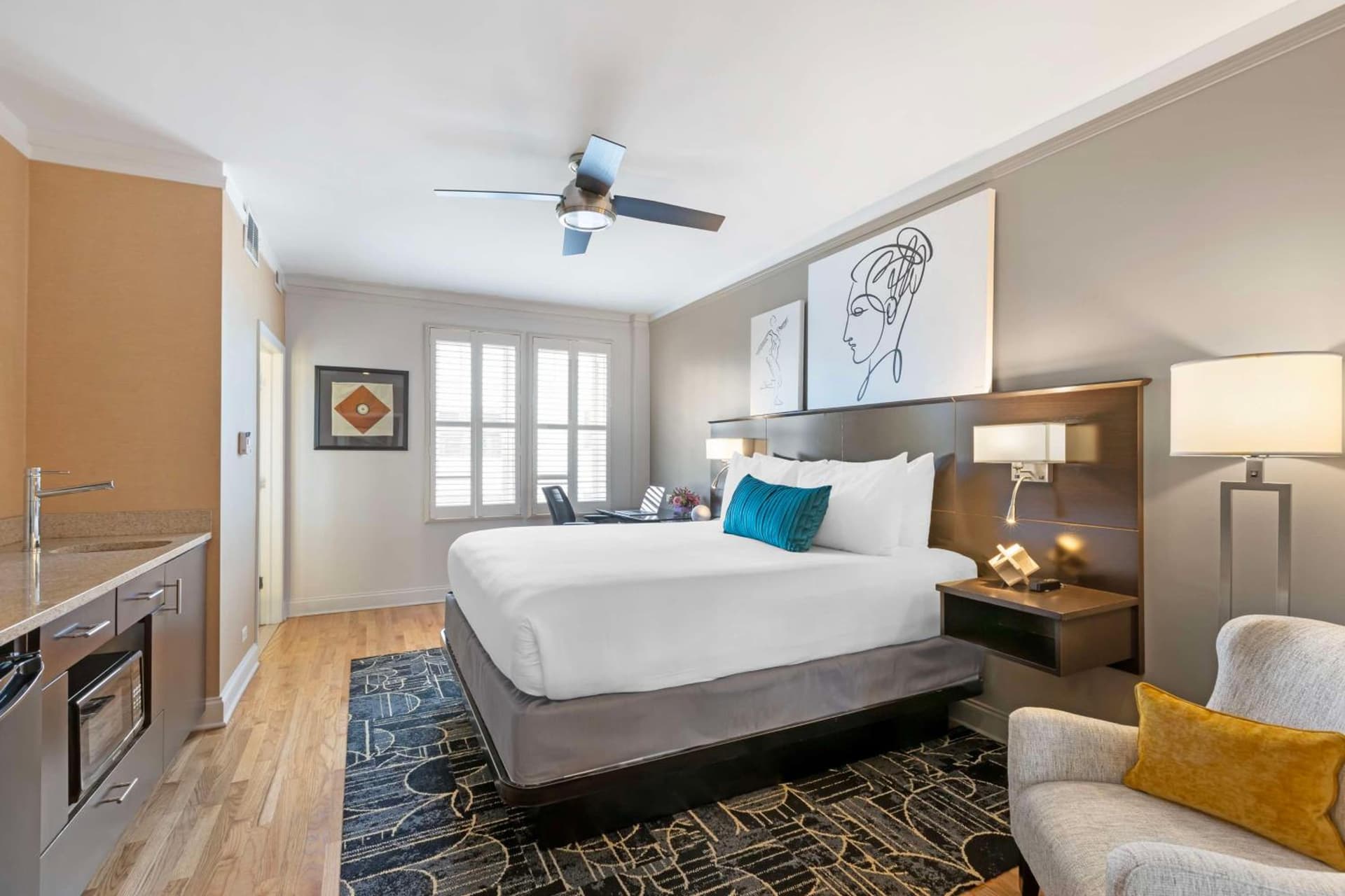 Best Western Plus Hawthorne Terrace Hotel gallery photo in Chicago, IL — image 23
