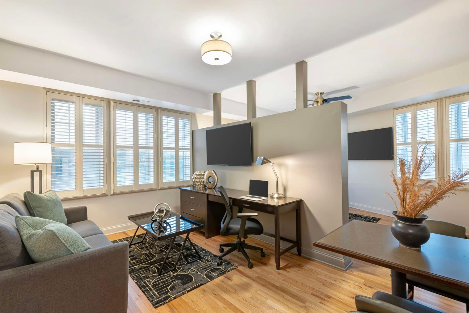 Best Western Plus Hawthorne Terrace Hotel gallery photo in Chicago, IL — image 19