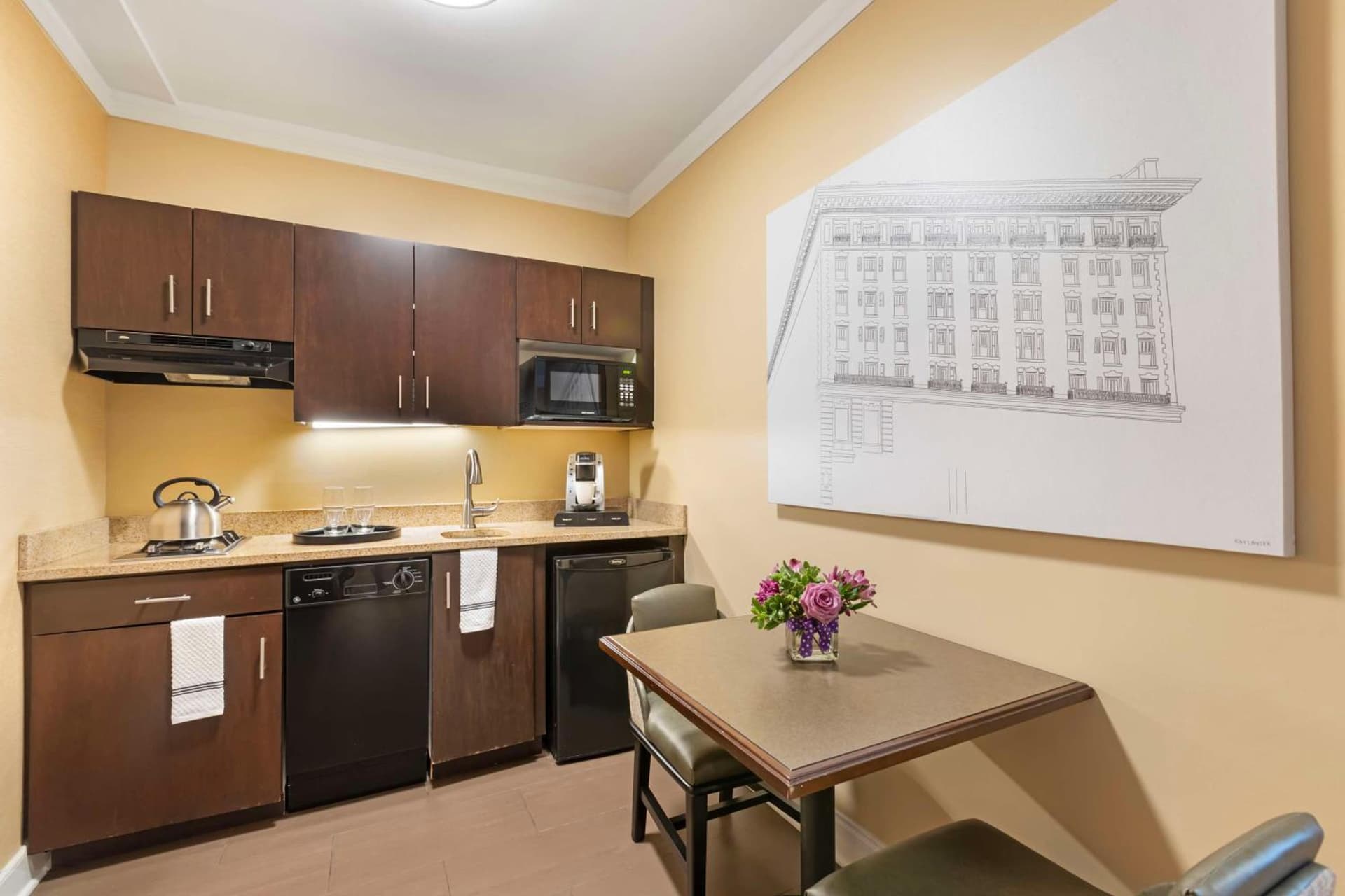 Best Western Plus Hawthorne Terrace Hotel gallery photo in Chicago, IL — image 56