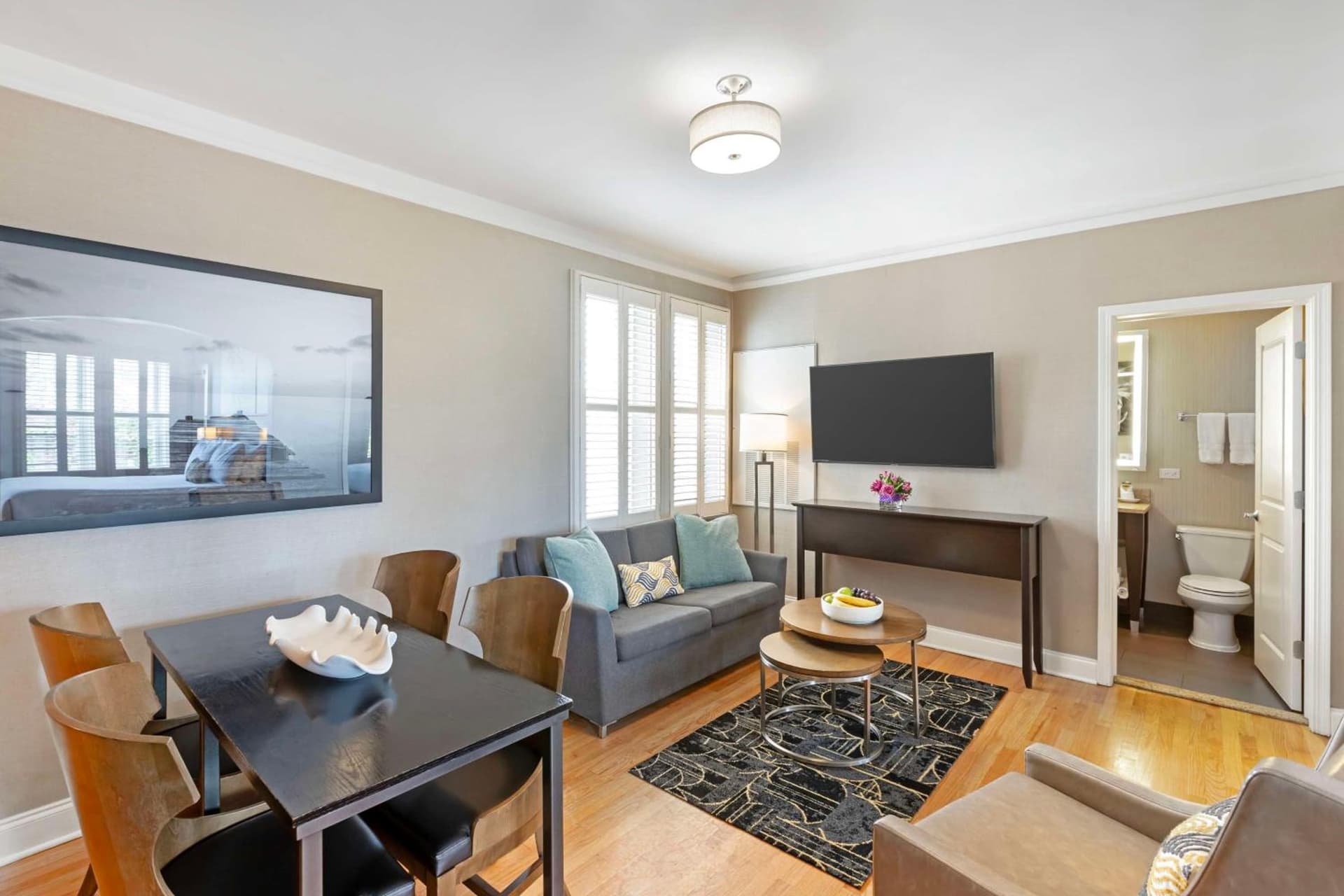Best Western Plus Hawthorne Terrace Hotel gallery photo in Chicago, IL — image 42