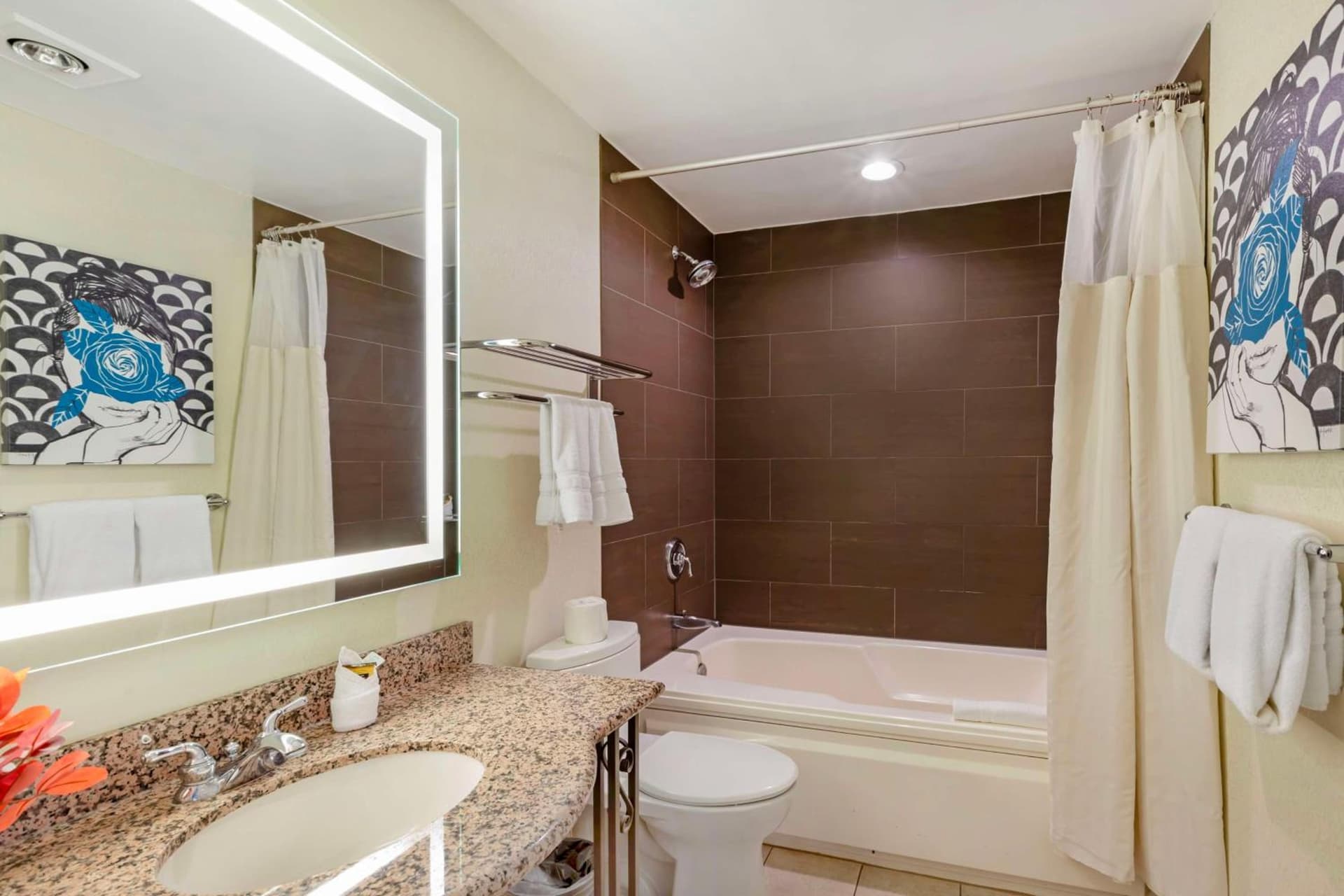 Best Western Plus Hawthorne Terrace Hotel gallery photo in Chicago, IL — image 31