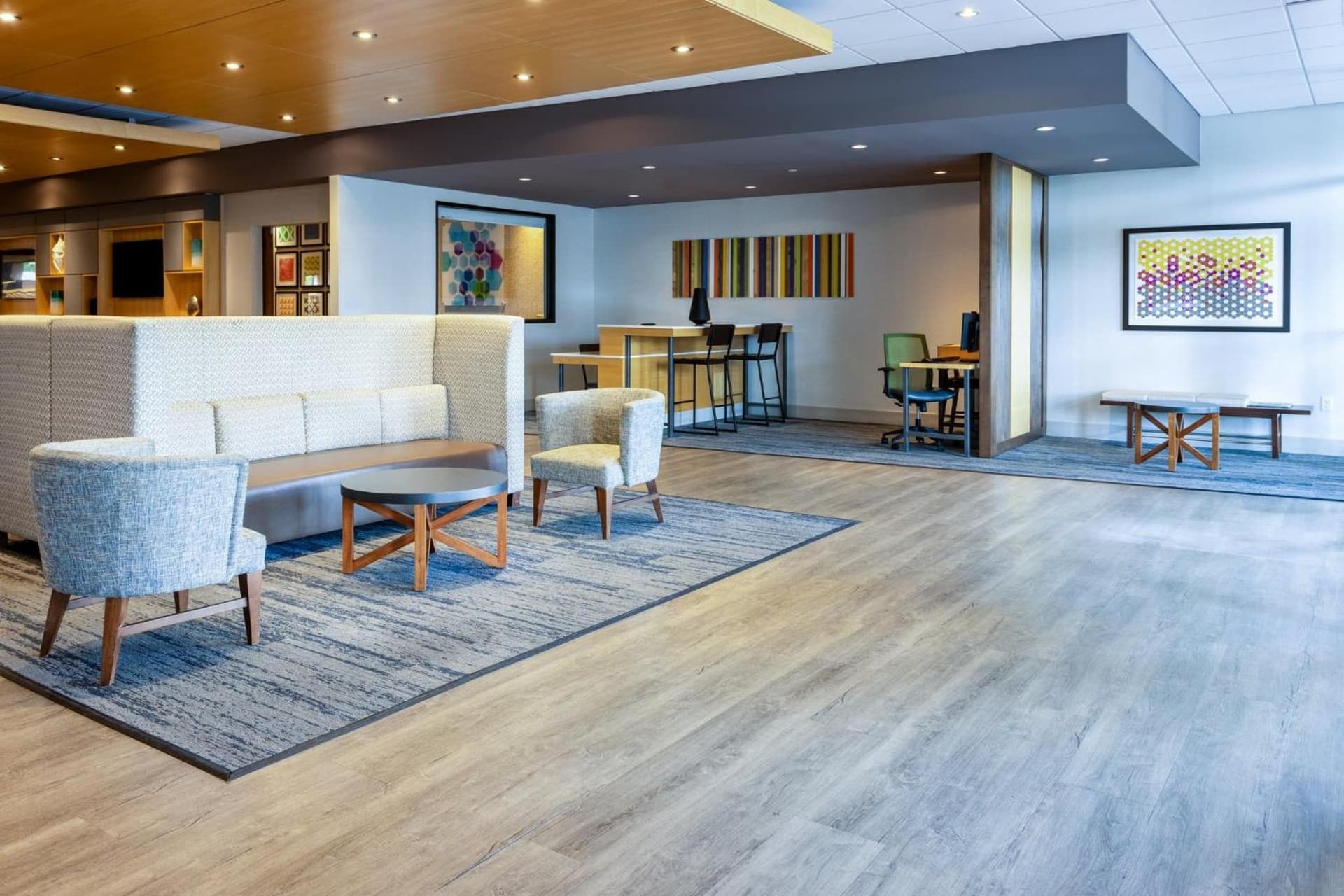 Holiday Inn Express & Suites Ft. Washington - Philadelphia by IHG gallery photo in Fort Washington, PA — image 14