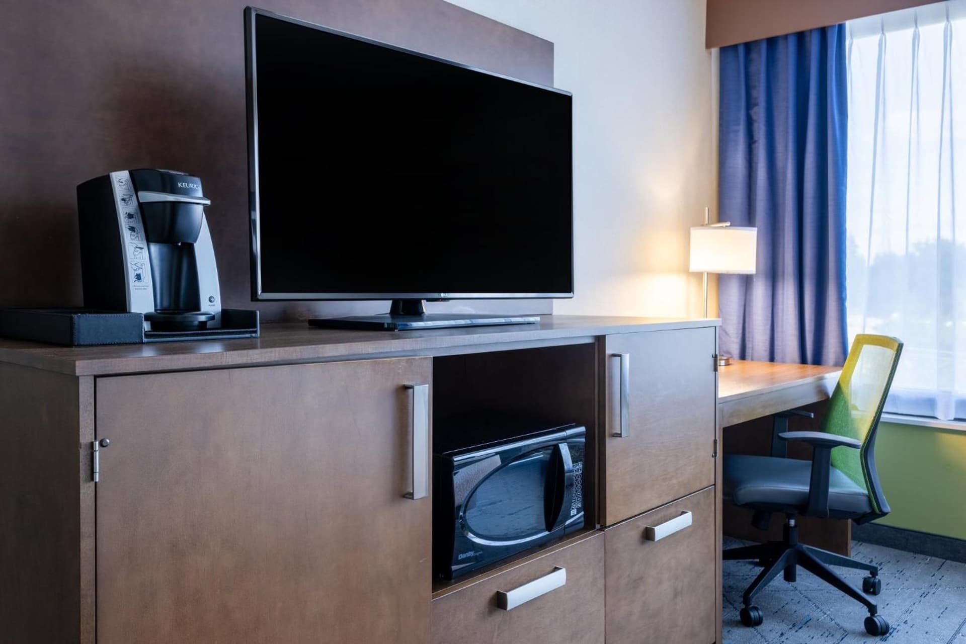 Holiday Inn Express & Suites Ft. Washington - Philadelphia by IHG gallery photo in Fort Washington, PA — image 65