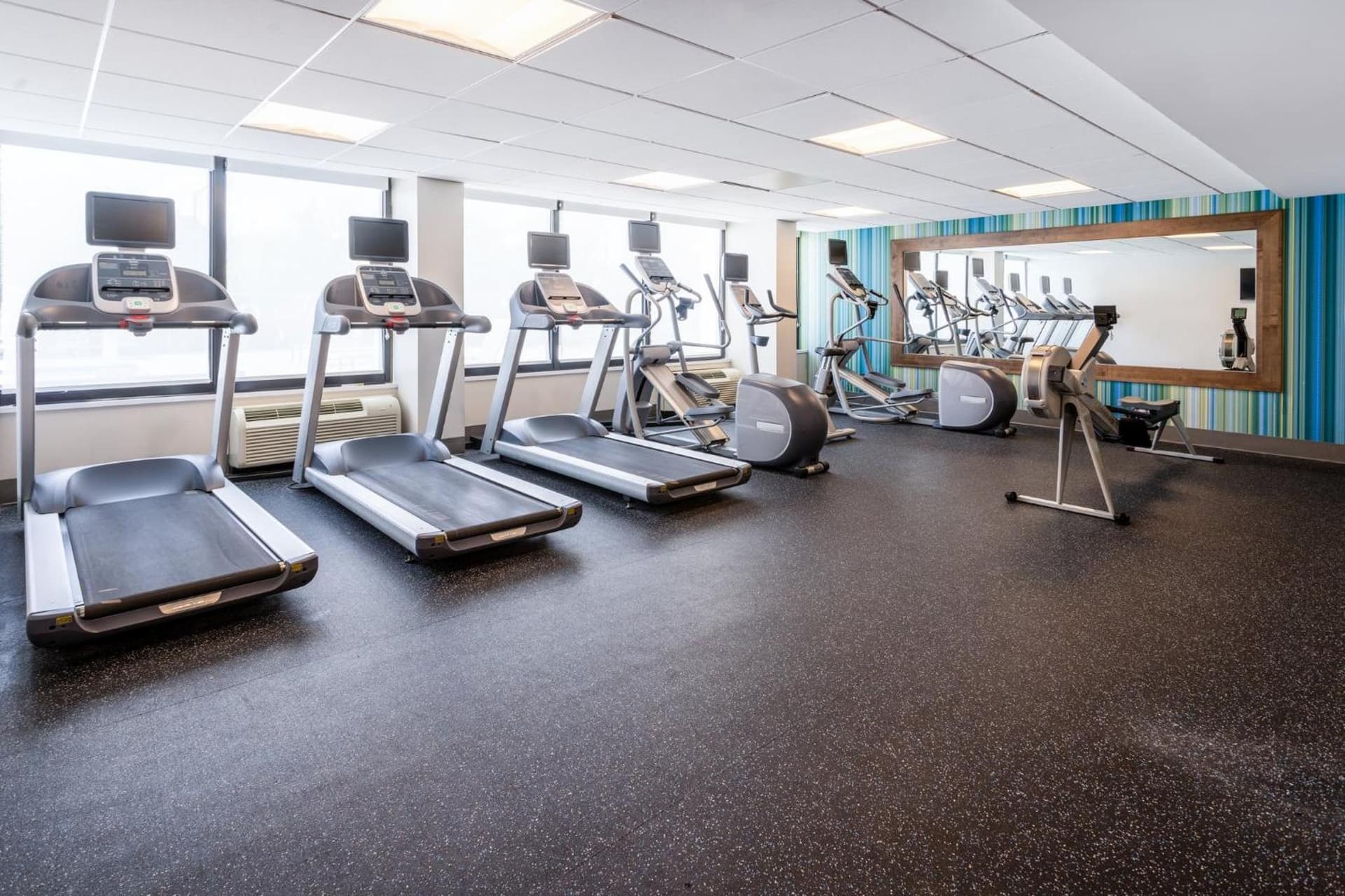 Holiday Inn Express & Suites Ft. Washington - Philadelphia by IHG gallery photo in Fort Washington, PA — image 60