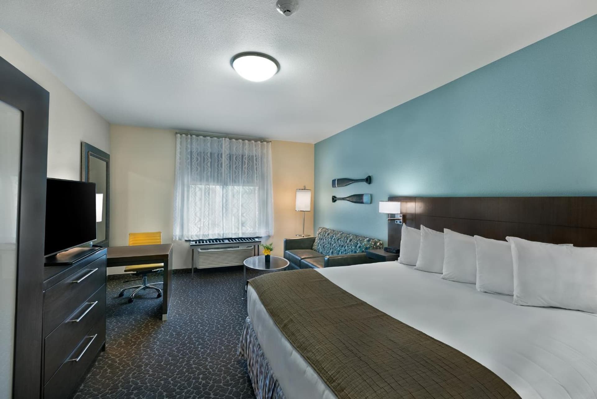 Oxford Suites Bellingham interior in Bellingham, WA — gallery photo 2