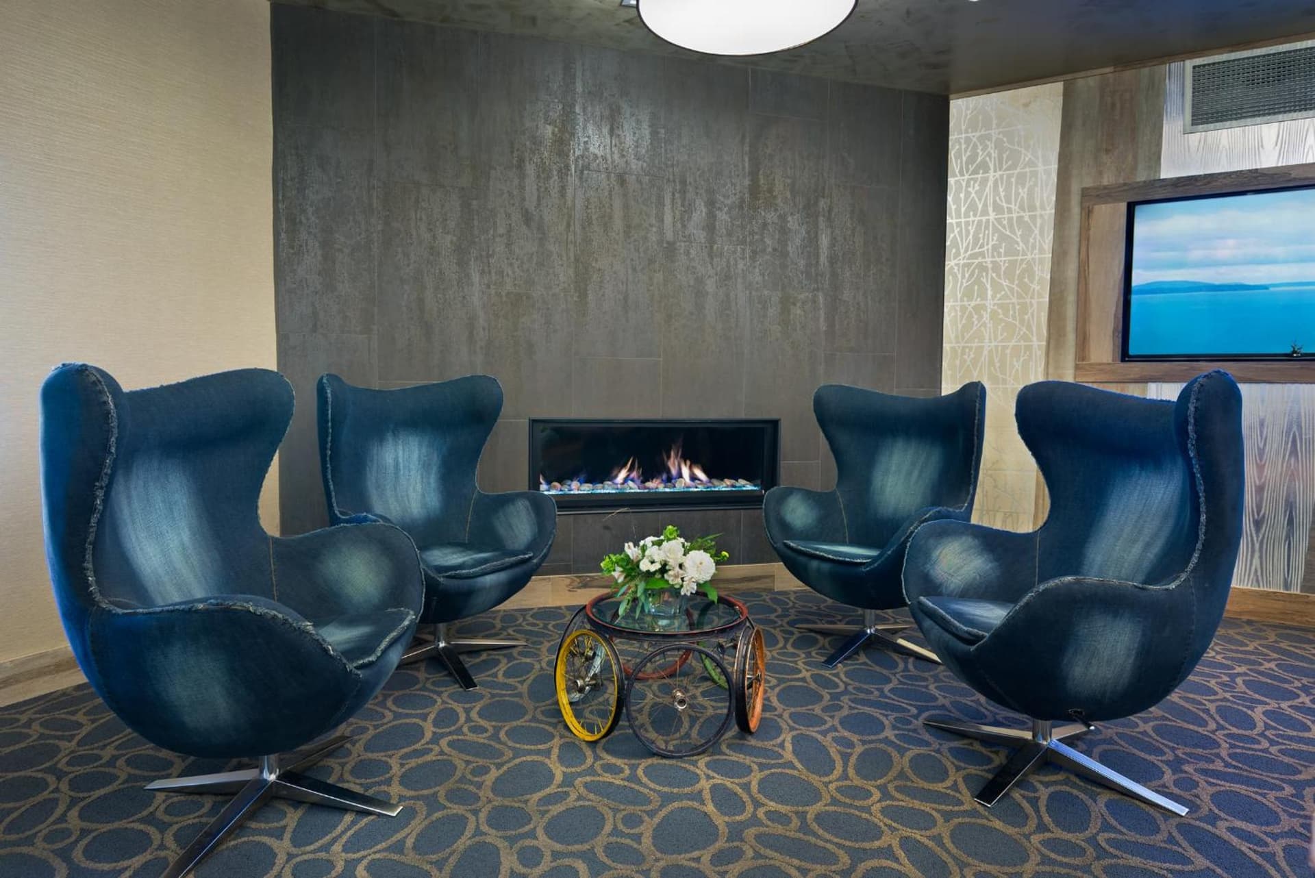Oxford Suites Bellingham gallery photo in Bellingham, WA — image 15