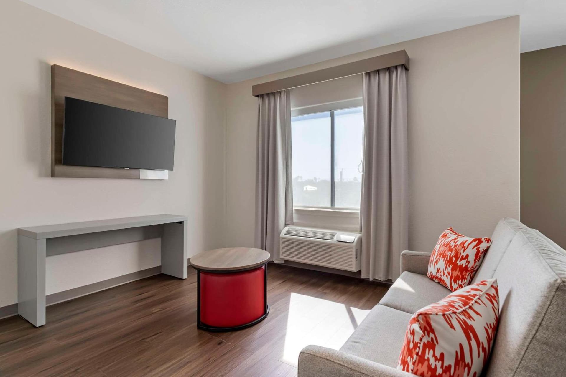 Comfort Suites Laredo - Nuevo Laredo gallery photo in Laredo, TX — image 32