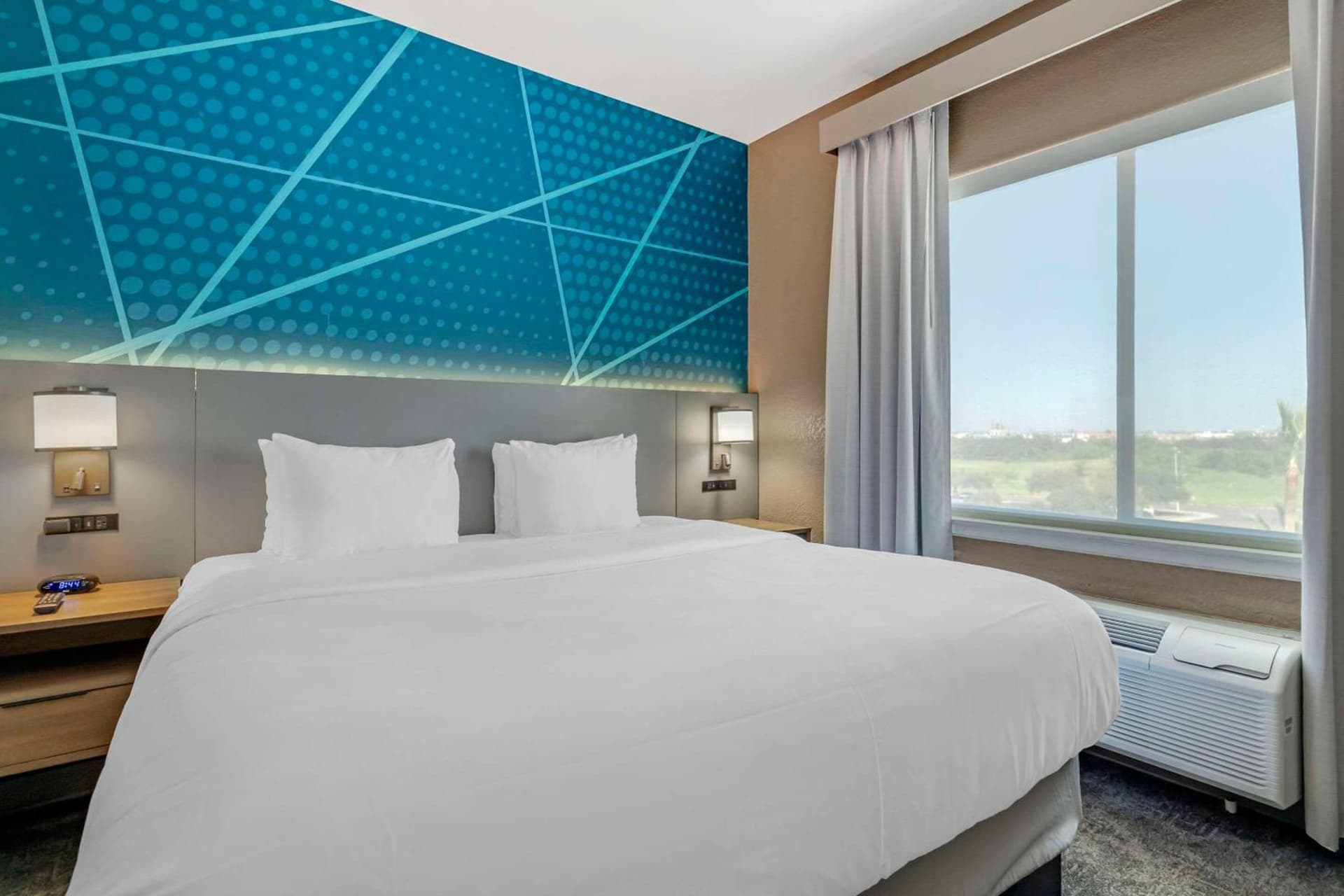 Comfort Suites Laredo - Nuevo Laredo gallery photo in Laredo, TX — image 24