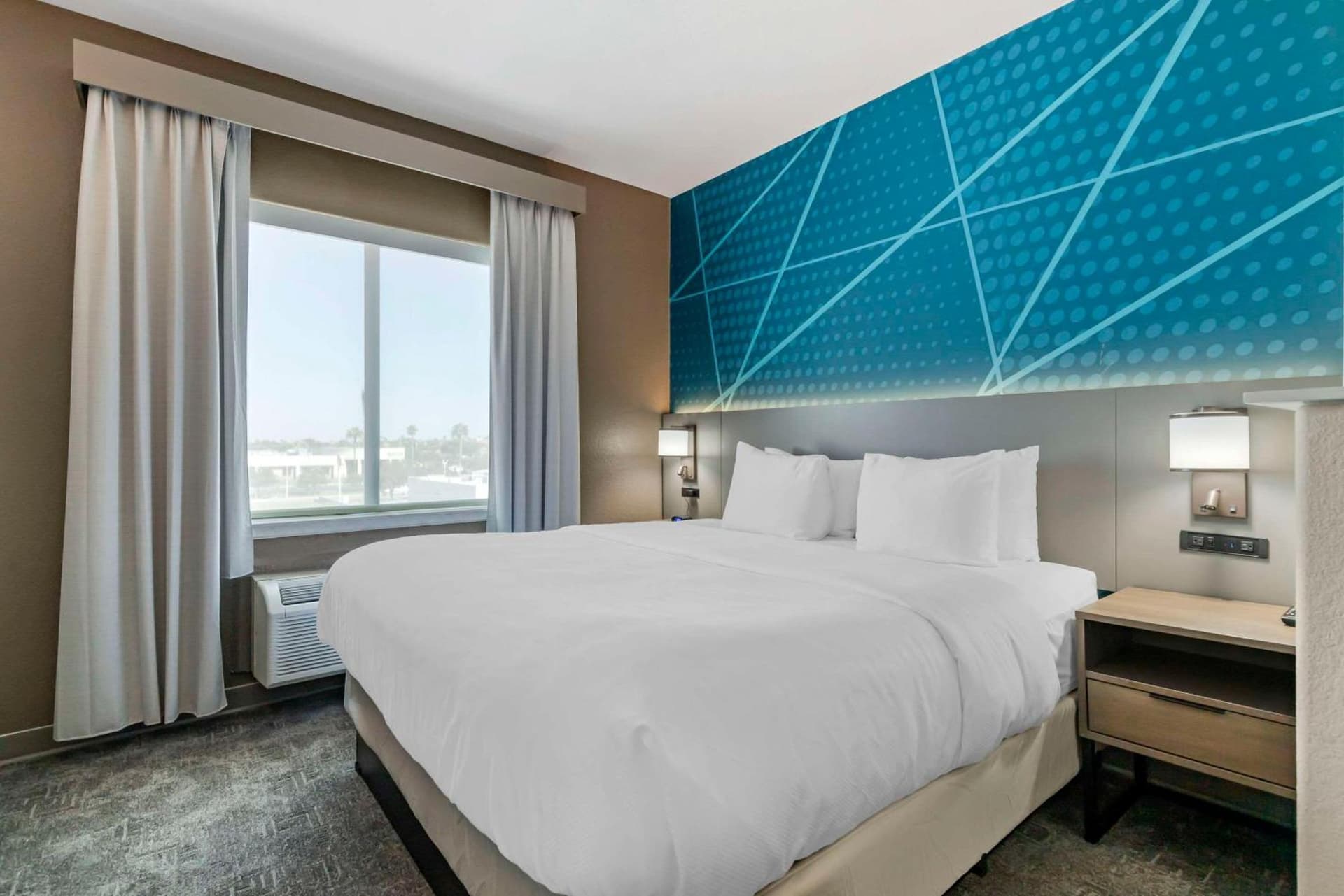 Comfort Suites Laredo - Nuevo Laredo gallery photo in Laredo, TX — image 36