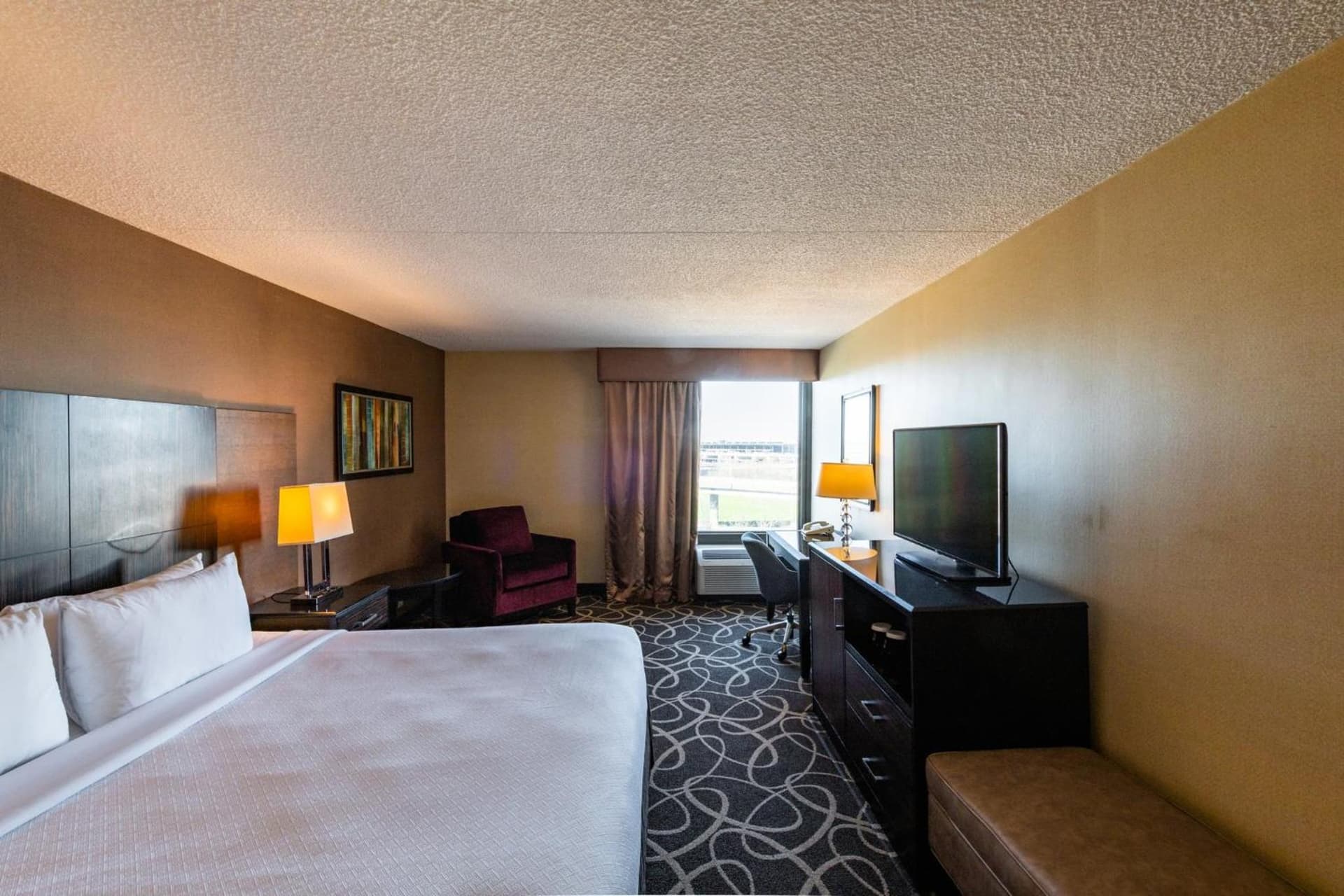 Crowne Plaza Newark Airport by IHG gallery photo in Elizabeth, NJ — image 53