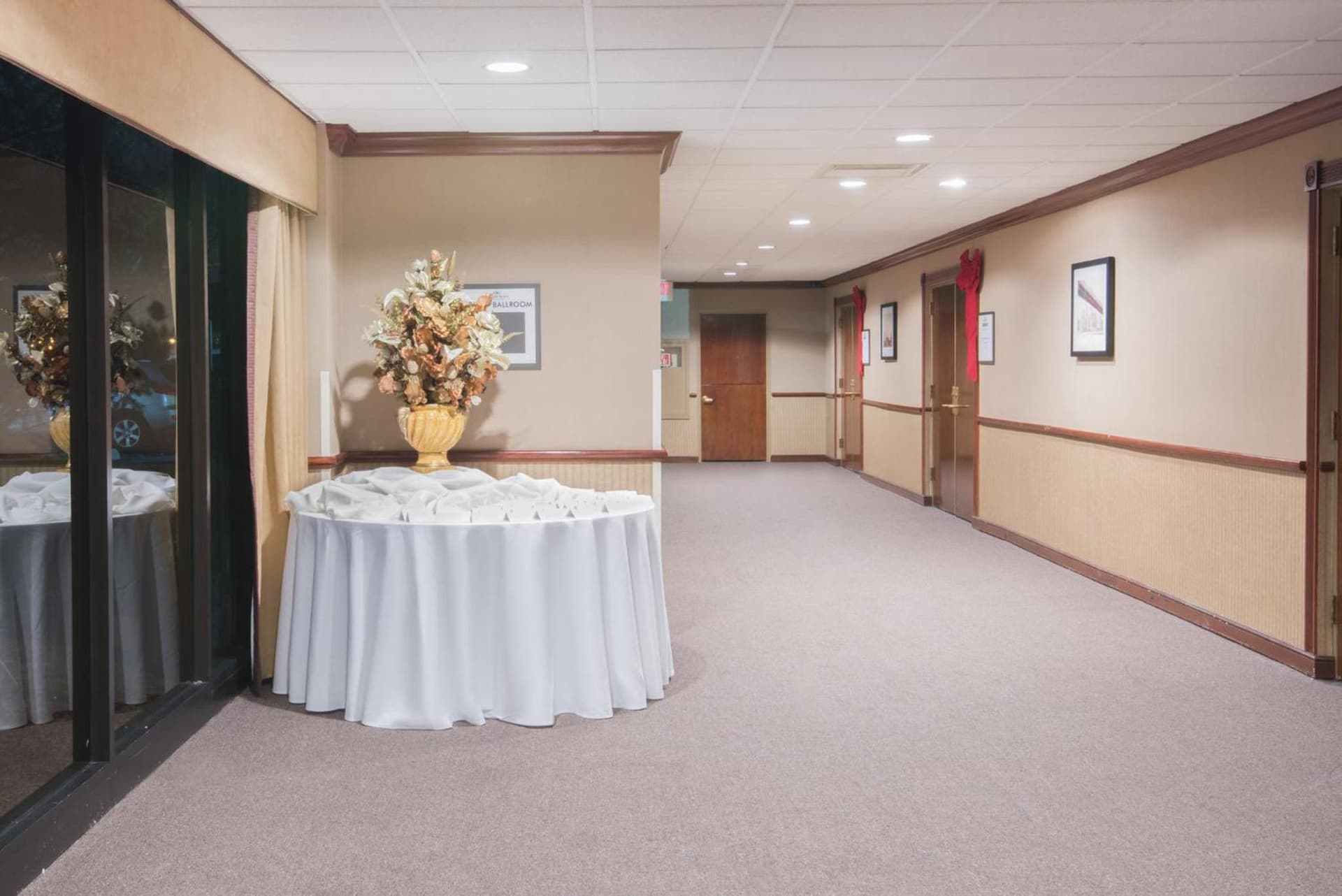 Crowne Plaza Newark Airport by IHG gallery photo in Elizabeth, NJ — image 57