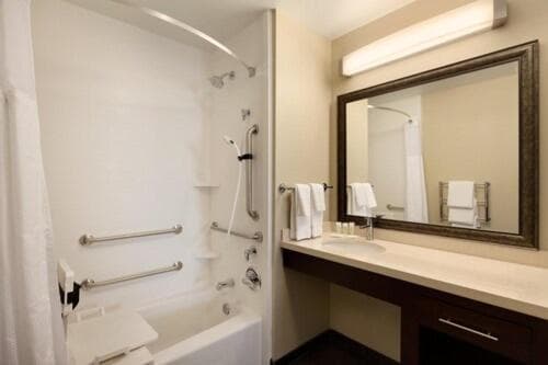 Denizen Hotel gallery photo in McKinney, TX — image 5