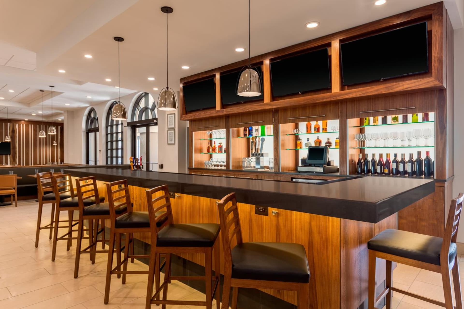 Embassy Suites Greenville Golf Resort & Conference Center gallery photo in Greenville, SC — image 6
