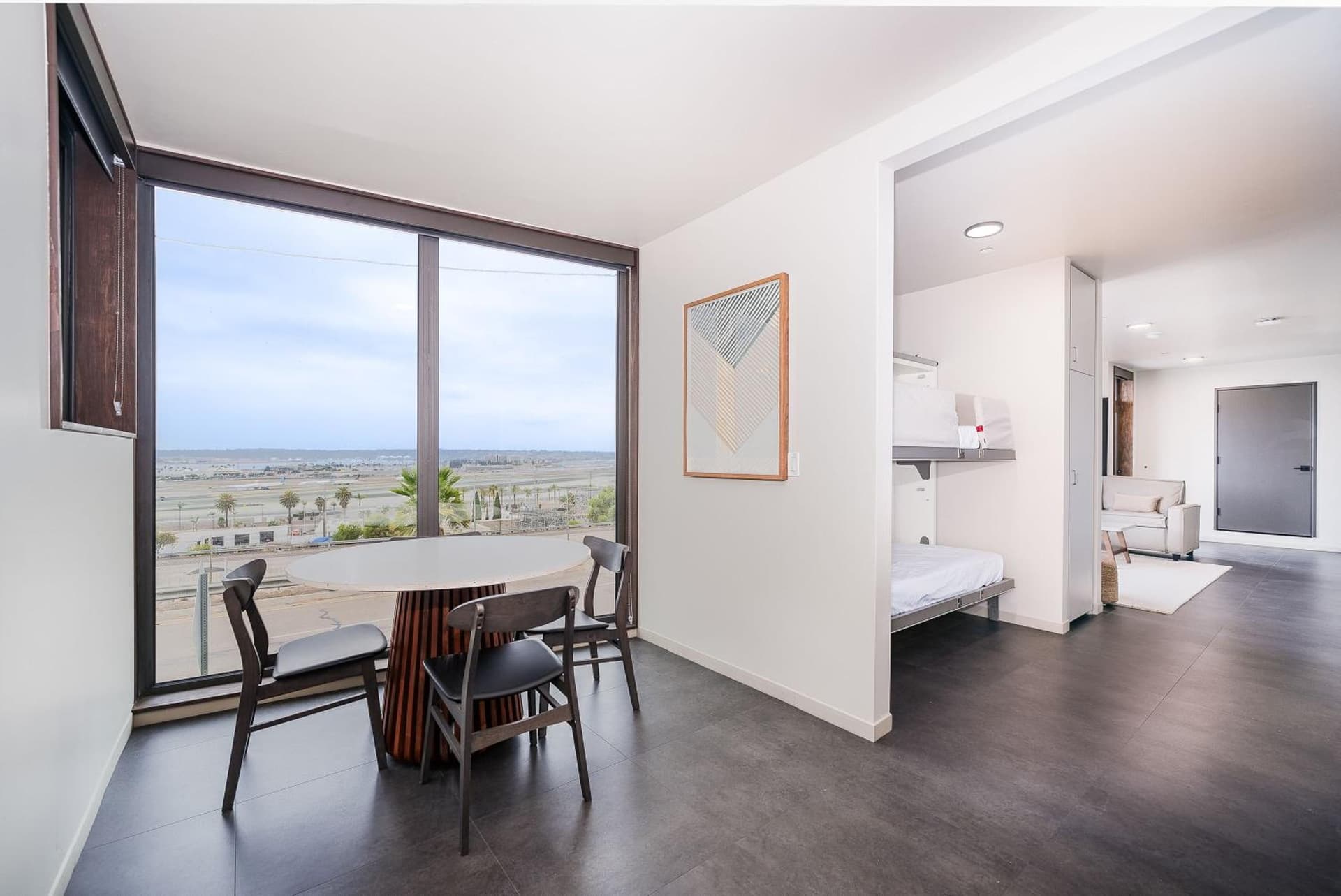 City24 Condo Hotel Little Italy Mission Hills gallery photo in San Diego, CA — image 45