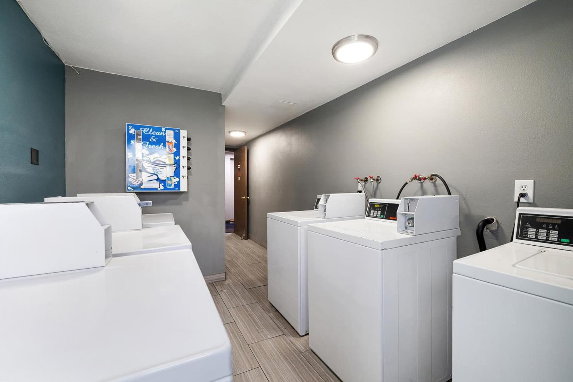 Kennewick Inn & Suites Tri Cities gallery photo in Kennewick, WA — image 22