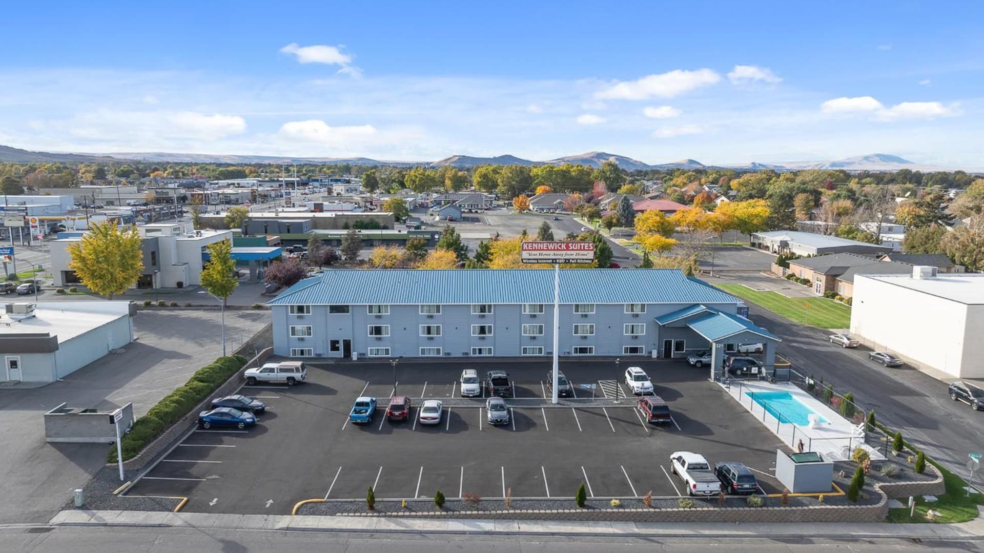 Kennewick Inn & Suites Tri Cities exterior or lobby in Kennewick, WA — main listing photo