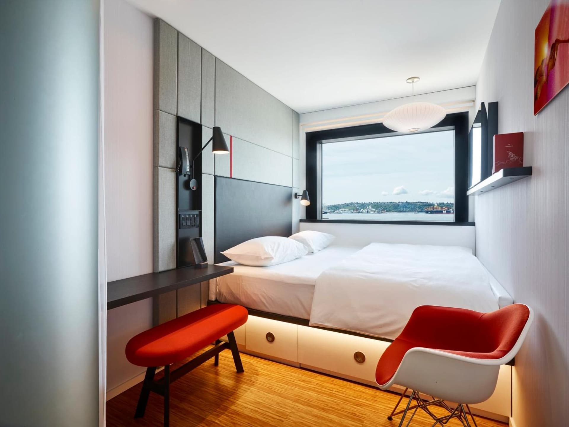 citizenM Seattle Pioneer Square interior in Seattle, WA — gallery photo 2