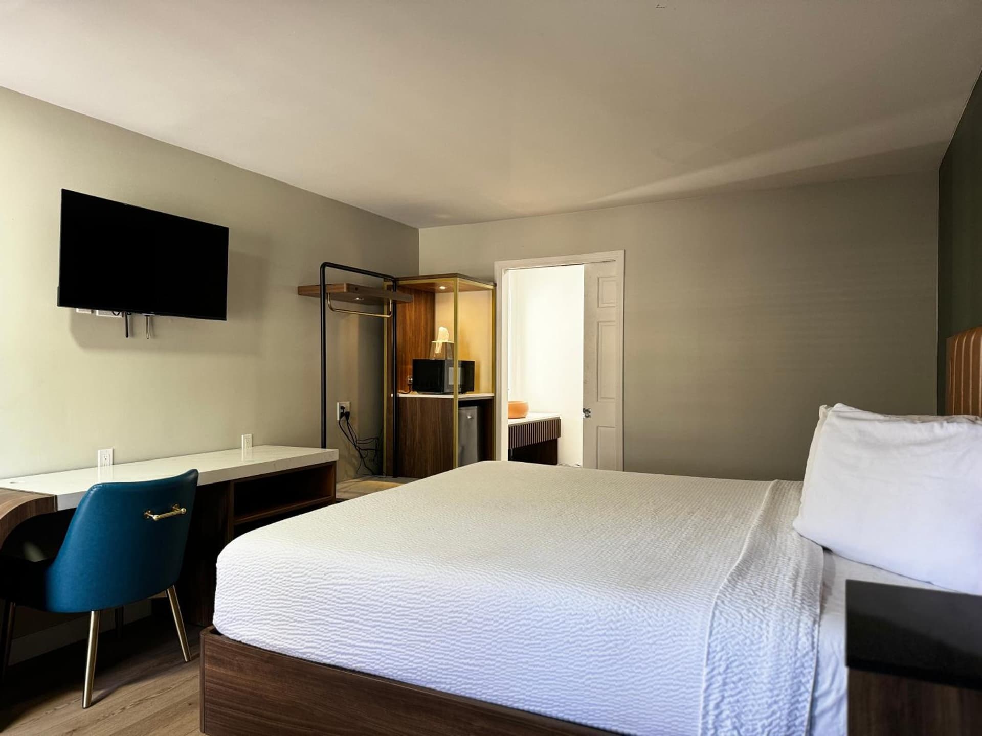 SureStay by Best Western Morgan Hill gallery photo in Morgan Hill, CA — image 4