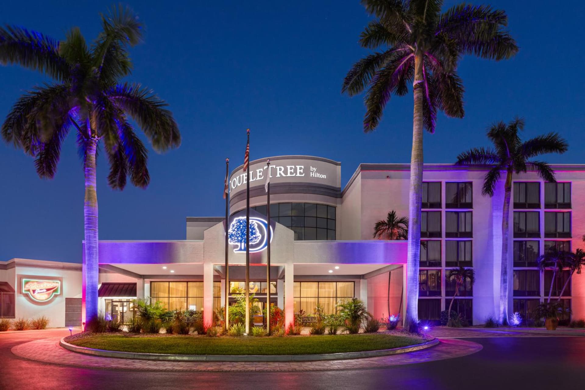 Doubletree by Hilton Fort Myers at Bell Tower Shops gallery photo in Fort Myers, FL — image 48