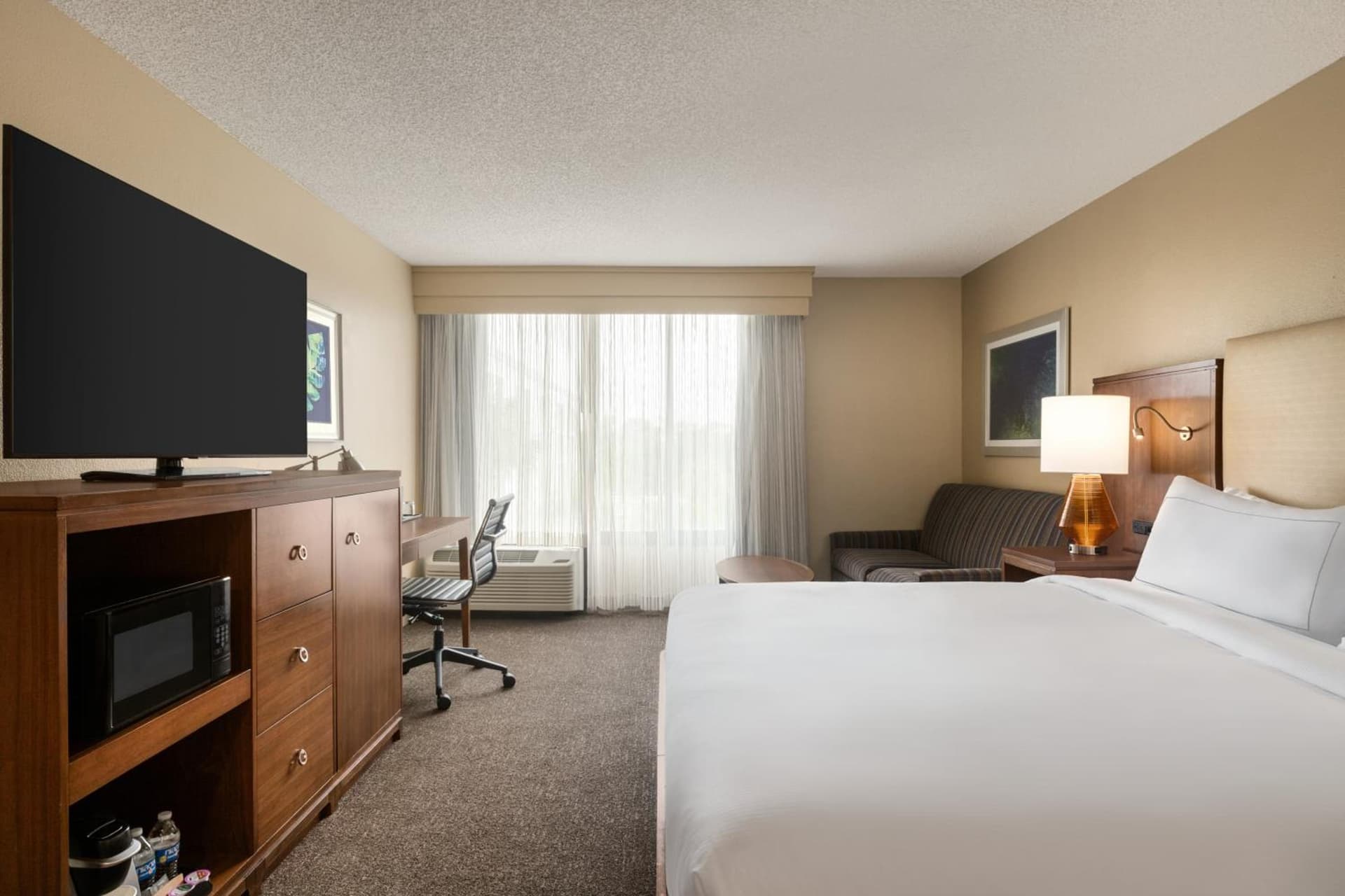 Doubletree by Hilton Fort Myers at Bell Tower Shops gallery photo in Fort Myers, FL — image 64