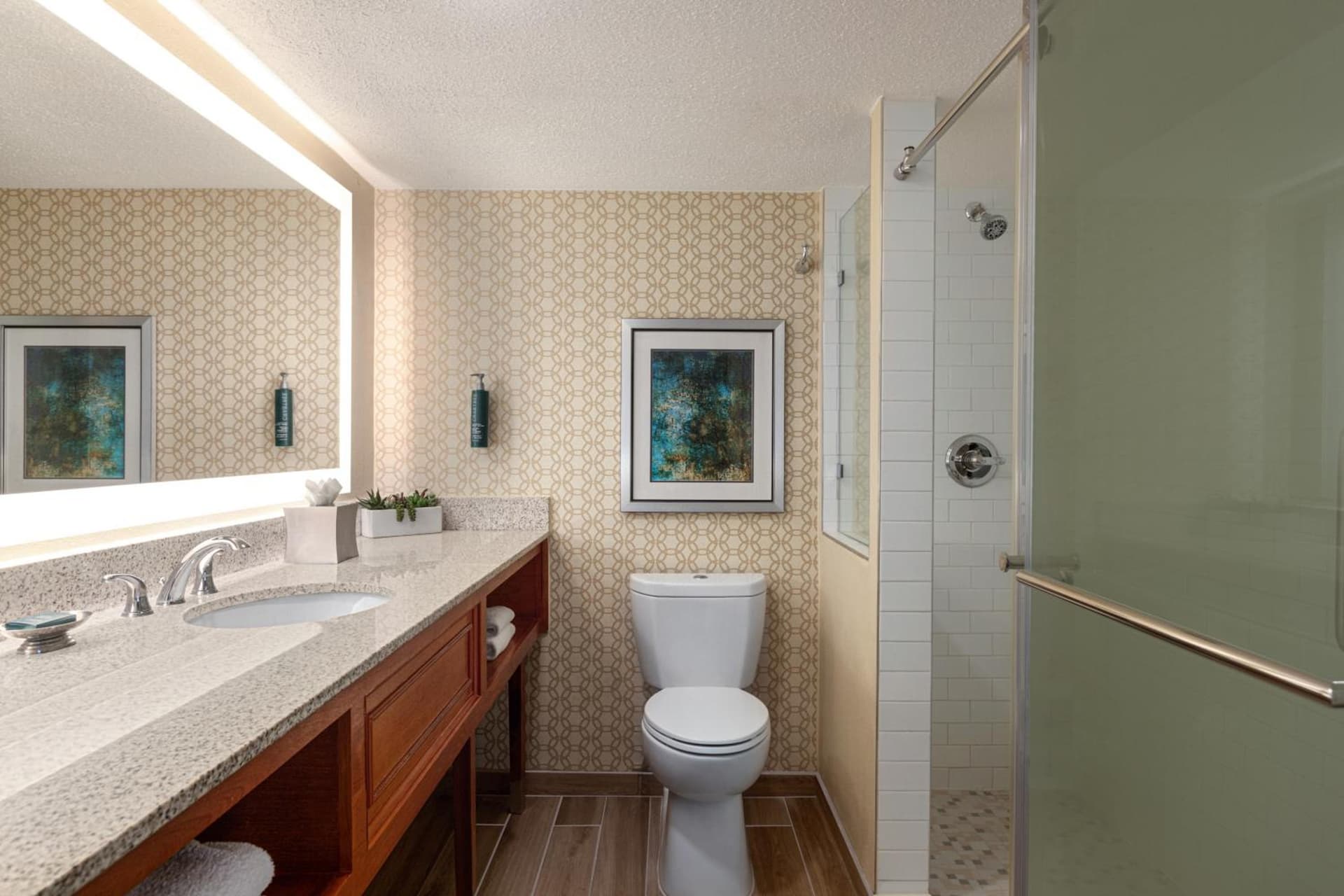 Doubletree by Hilton Fort Myers at Bell Tower Shops gallery photo in Fort Myers, FL — image 69