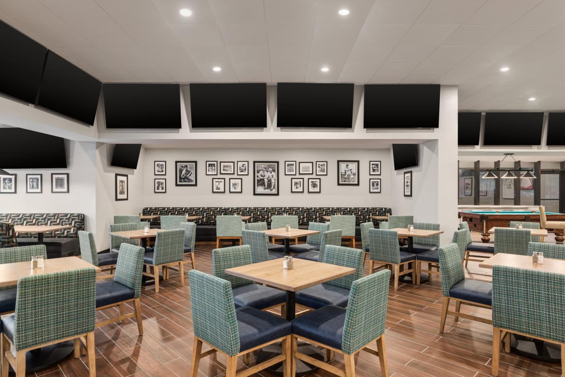 Doubletree by Hilton Fort Myers at Bell Tower Shops gallery photo in Fort Myers, FL — image 19