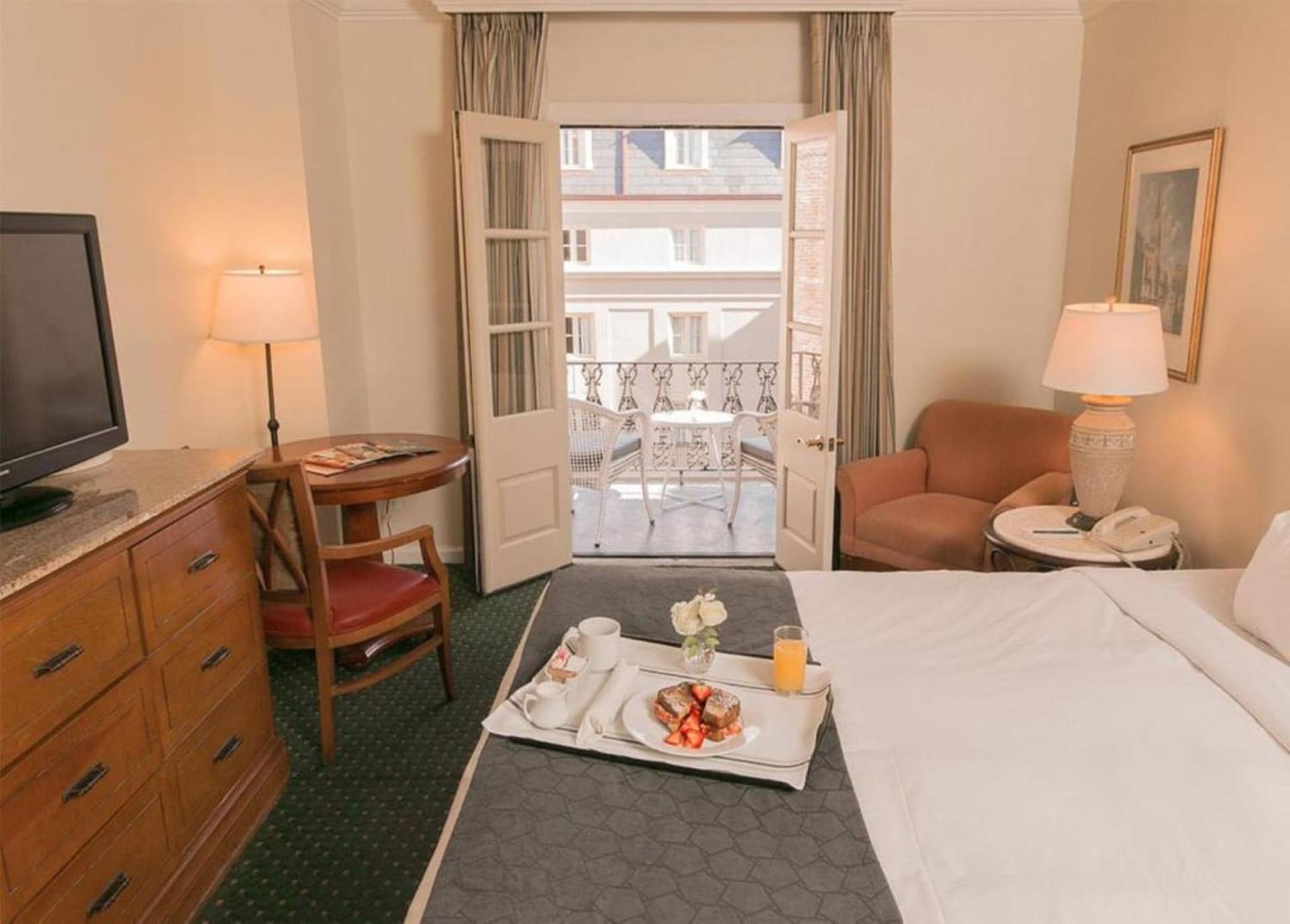 Maison Dupuy Hotel property views in New Orleans, LA — gallery photo 3
