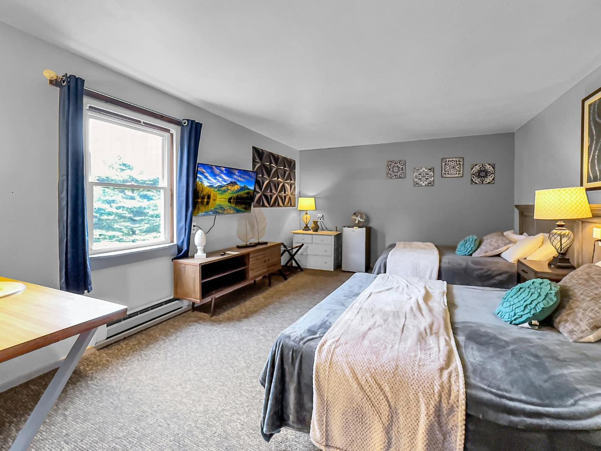 Timberline Lodge, Downtown Ellicottville - Near Ski Resort property views in Ellicottville — gallery photo 3