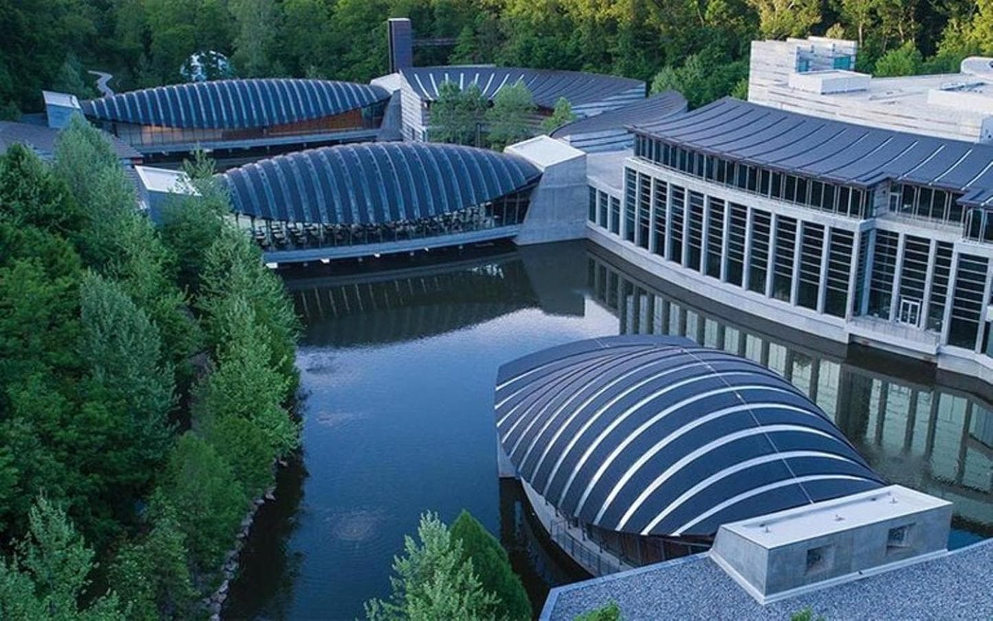 The Loft Pet & Bike Friendly Studio Garden featured exterior or lobby in Bentonville, AR — similar hotel