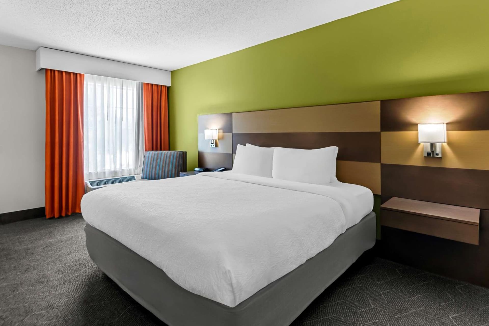 Best Western Niceville - Eglin AFB Hotel interior in Niceville, FL — gallery photo 2