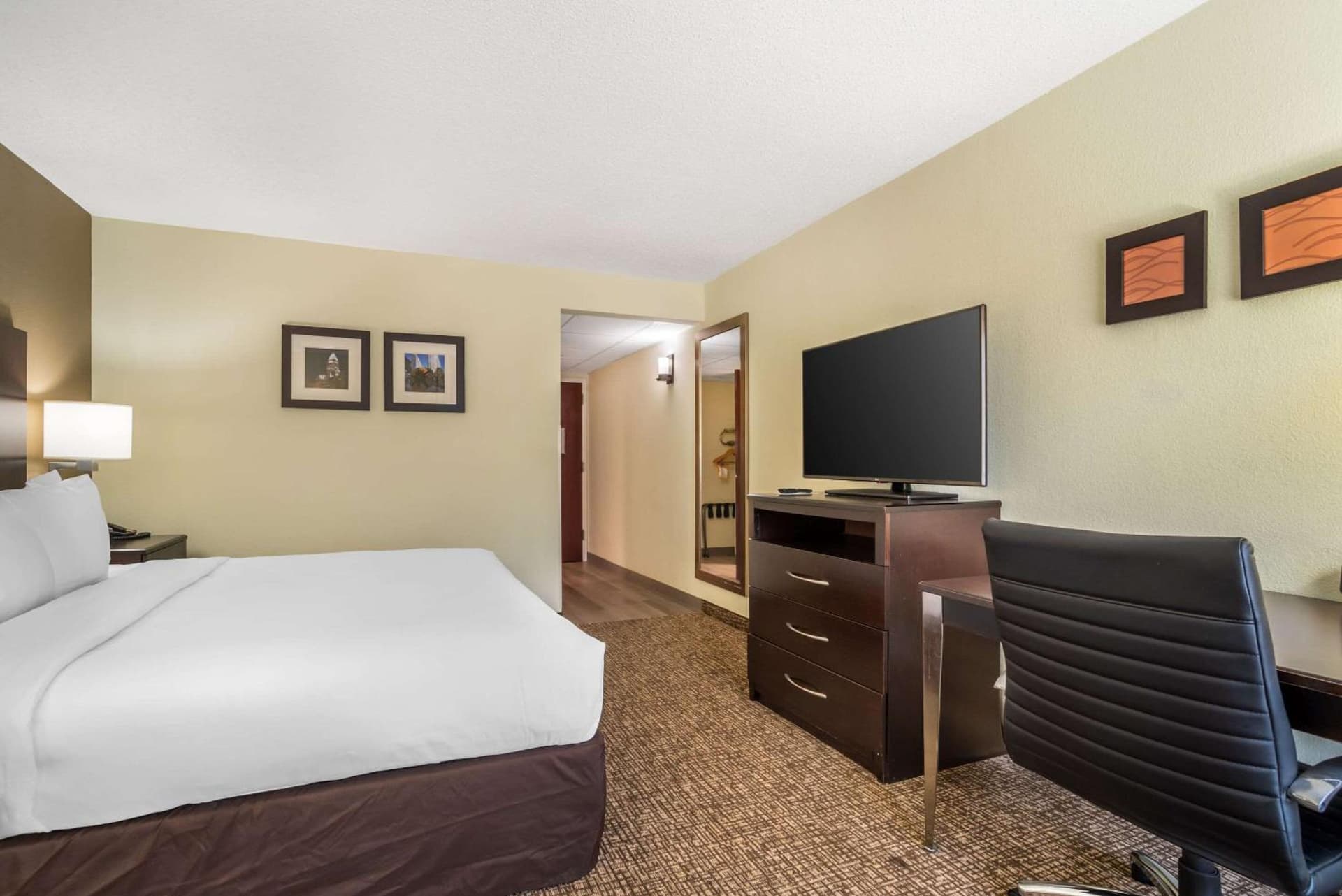 Comfort Inn & Suites Lake Norman gallery photo in Cornelius, NC — image 18