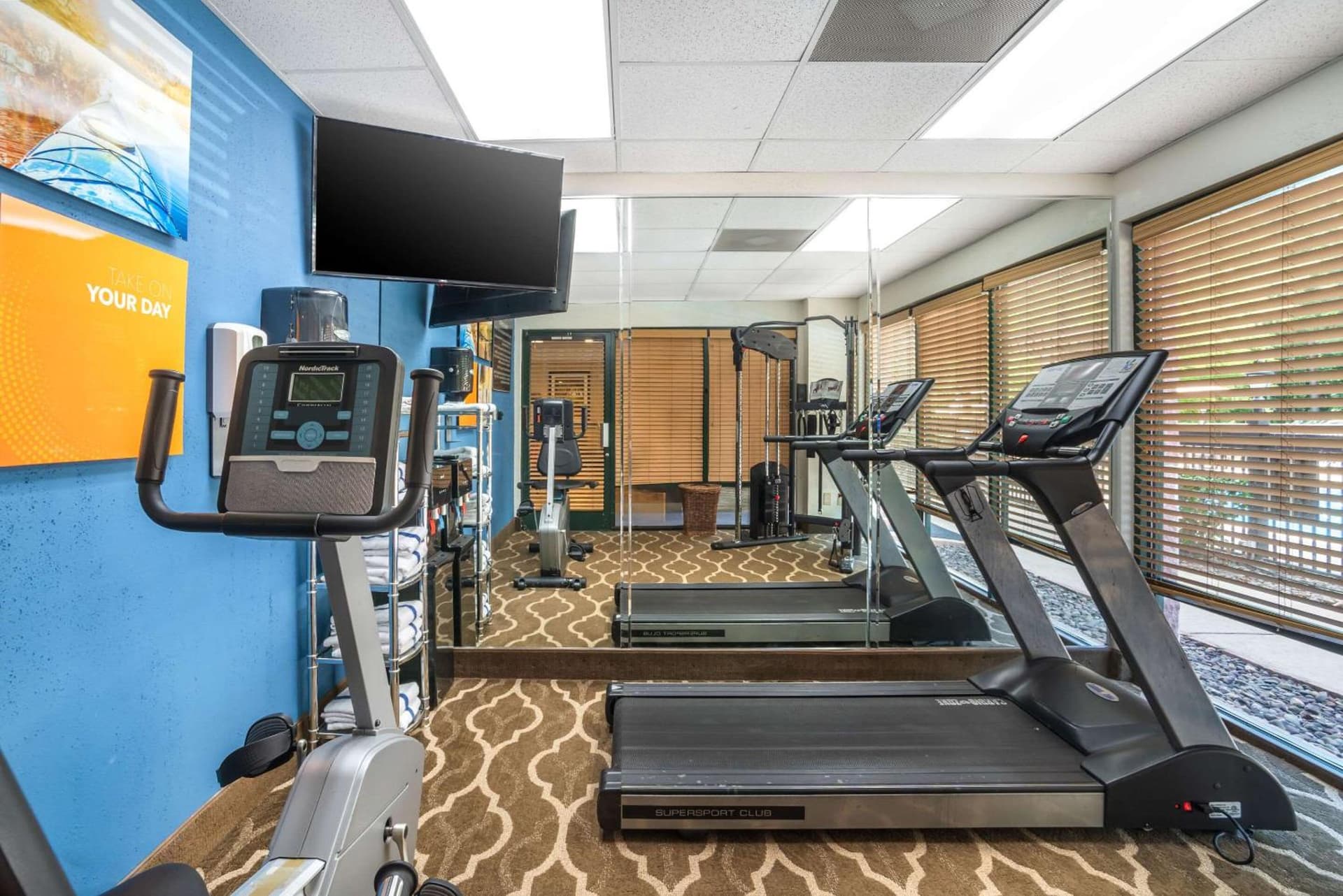 Comfort Inn & Suites Lake Norman gallery photo in Cornelius, NC — image 9