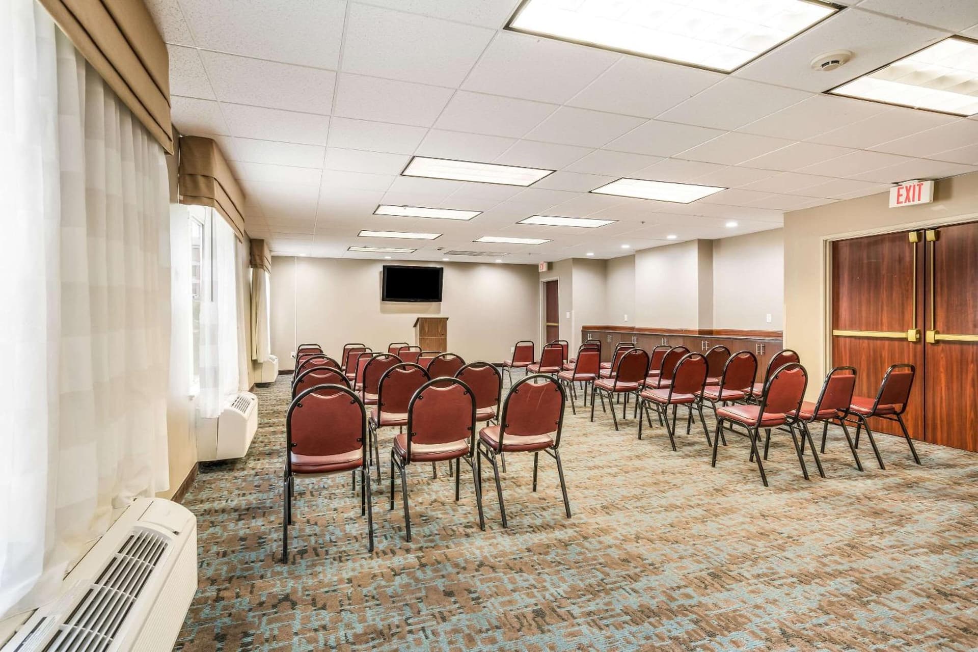 Sleep Inn & Suites Jacksonville near Camp Lejeune gallery photo in Jacksonville, NC — image 16