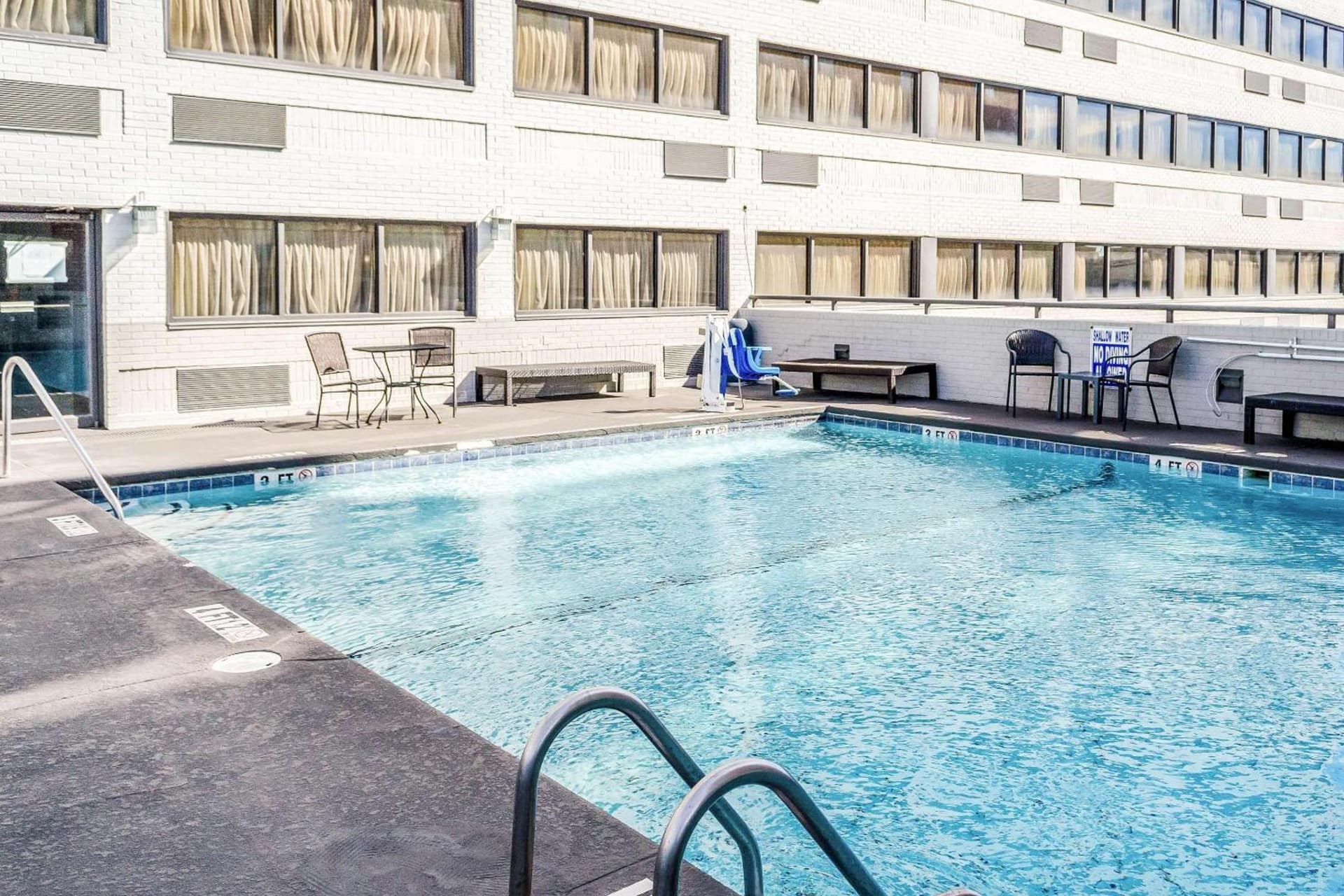 Fairfield by Marriott Inn & Suites Charleston Downtown gallery photo in Charleston, SC — image 9