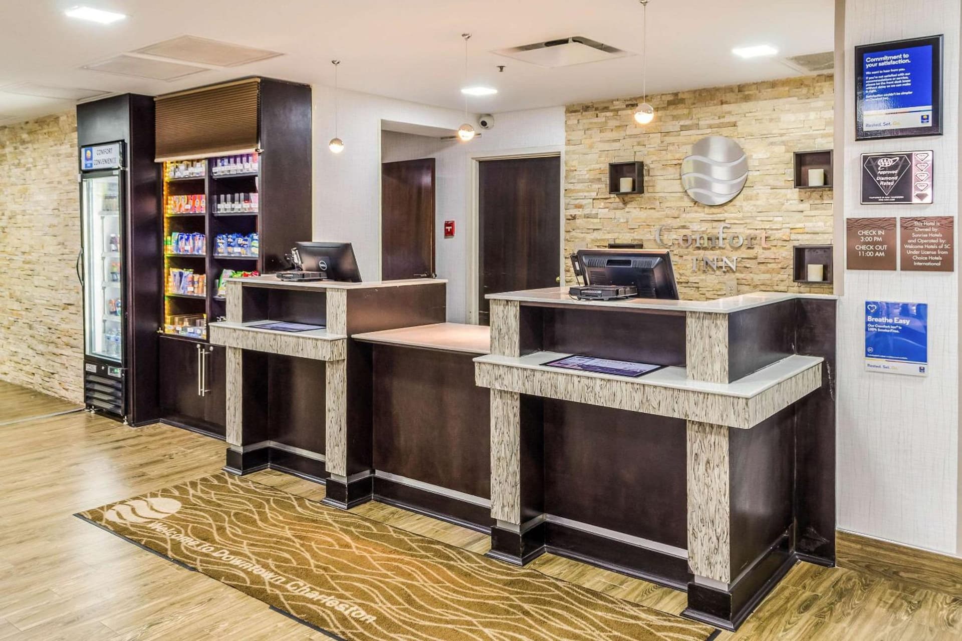 Fairfield by Marriott Inn & Suites Charleston Downtown property views in Charleston, SC — gallery photo 3