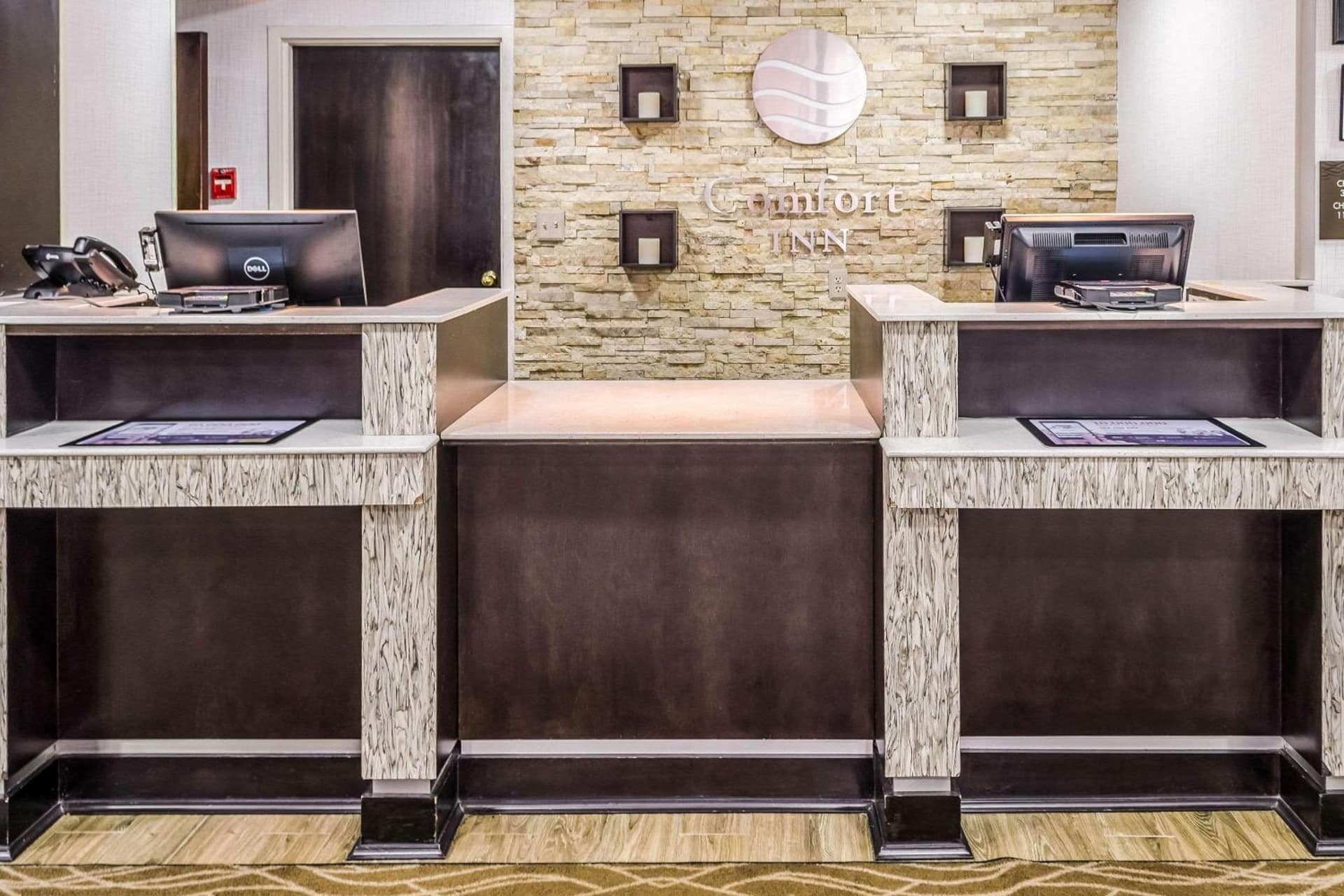 Fairfield by Marriott Inn & Suites Charleston Downtown interior in Charleston, SC — gallery photo 2