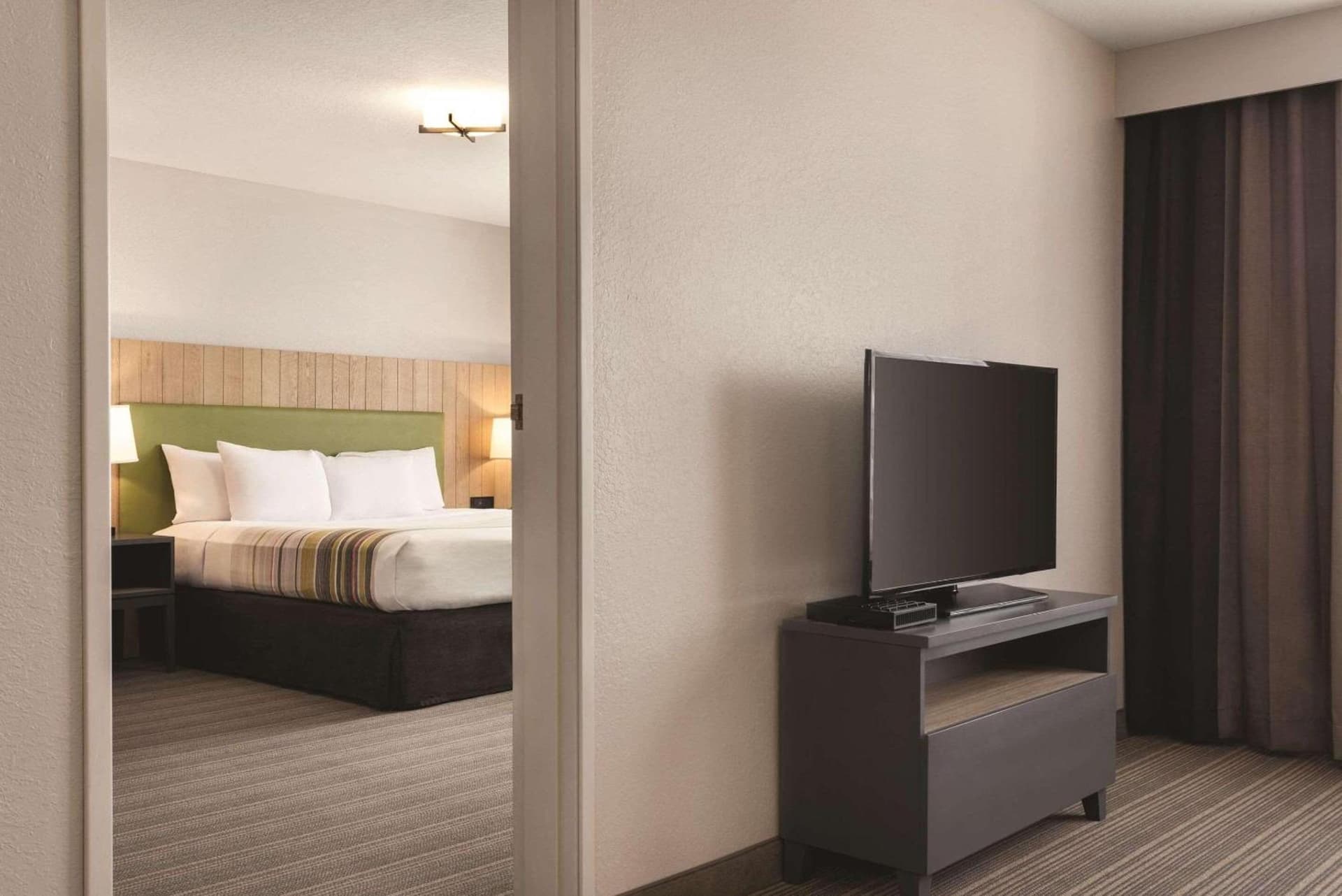 Country Inn & Suites by Radisson, Green Bay East, WI gallery photo in Green Bay, WI — image 26