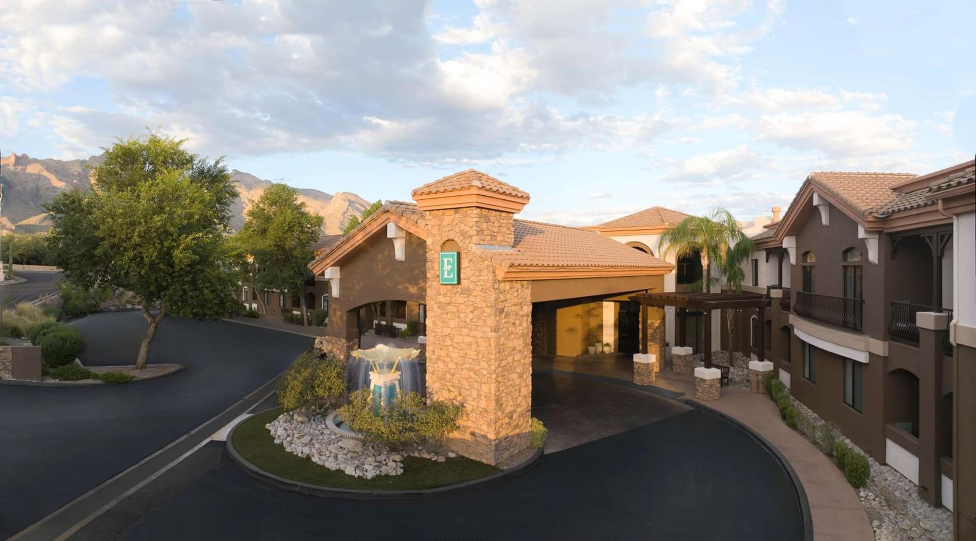 Embassy Suites Tucson - Paloma Village property views in Tucson, AZ — gallery photo 3