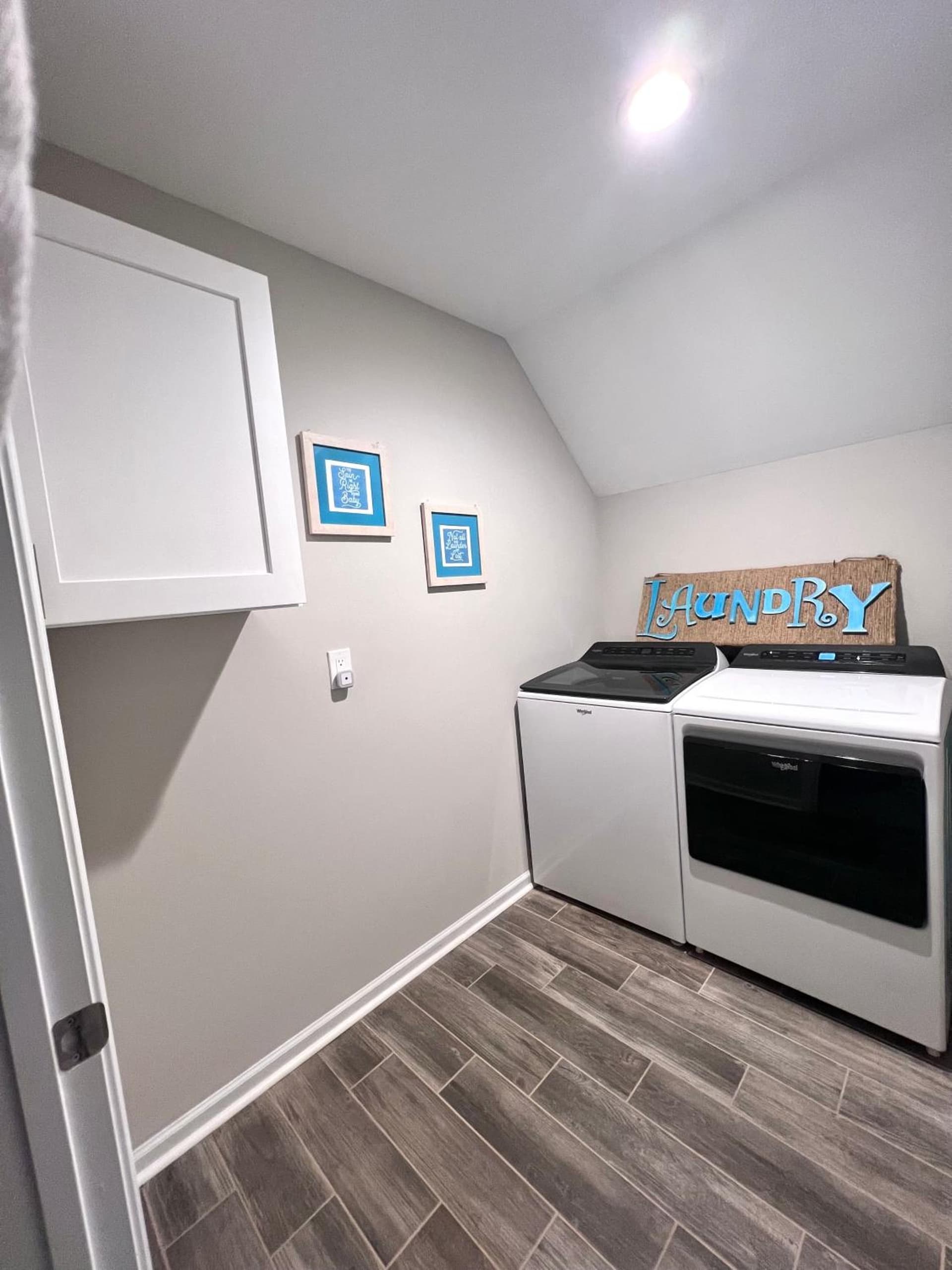 Rest Easy in North Carolina interior in Denver, NC — gallery photo 2