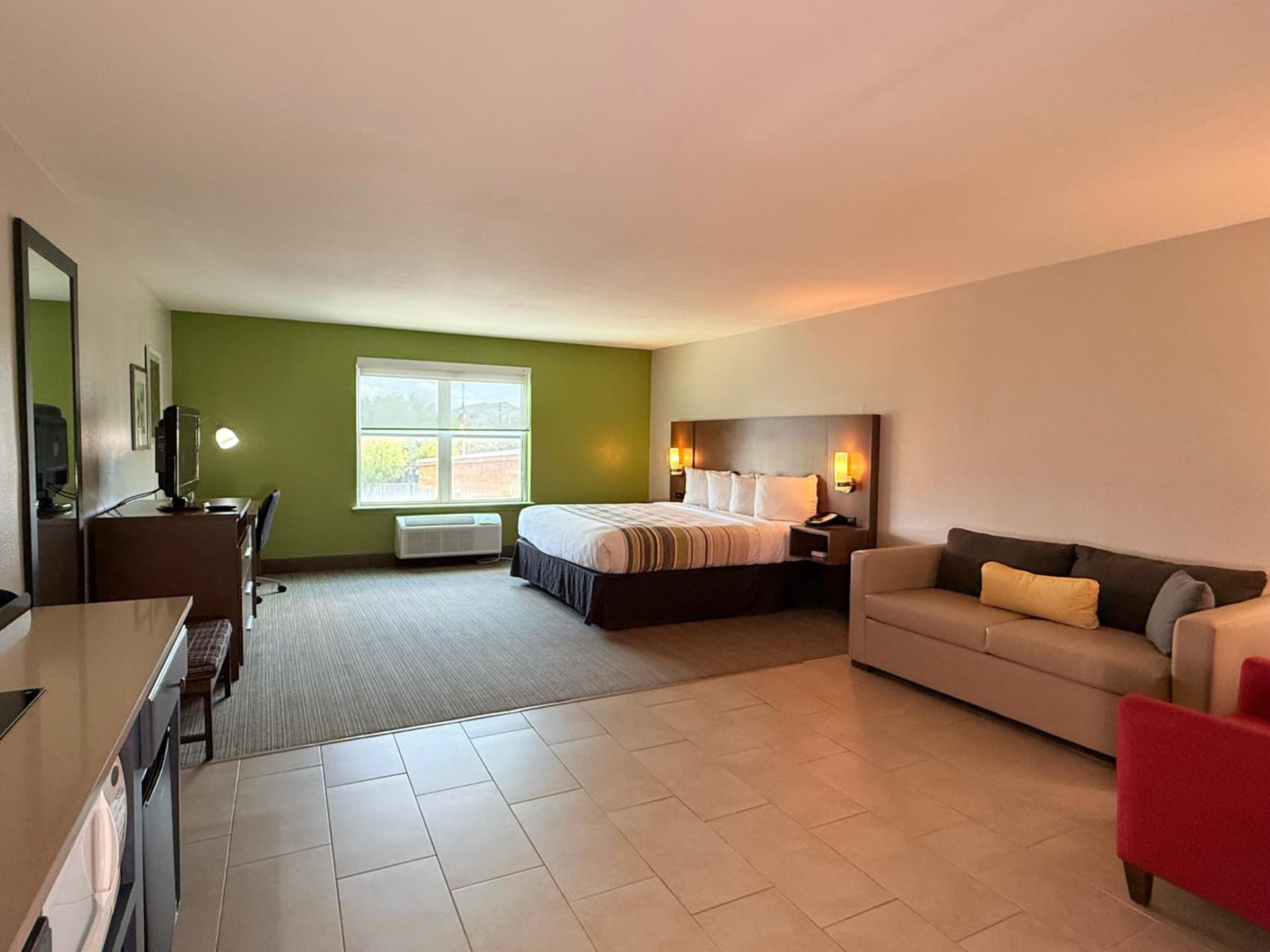 Country Inn & Suites by Radisson, Harlingen, TX gallery photo in Harlingen, TX — image 32